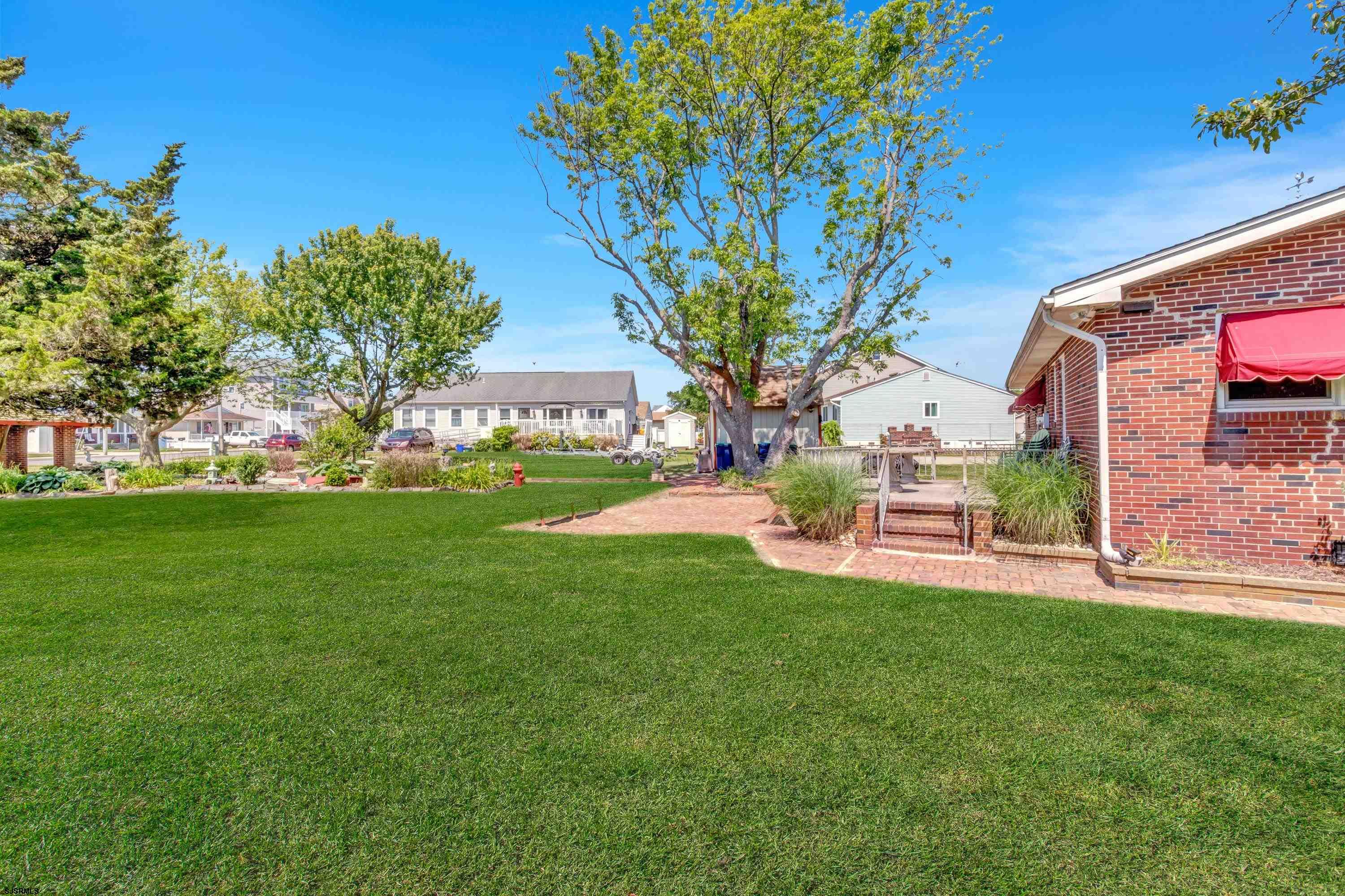 502 Caverly Dr