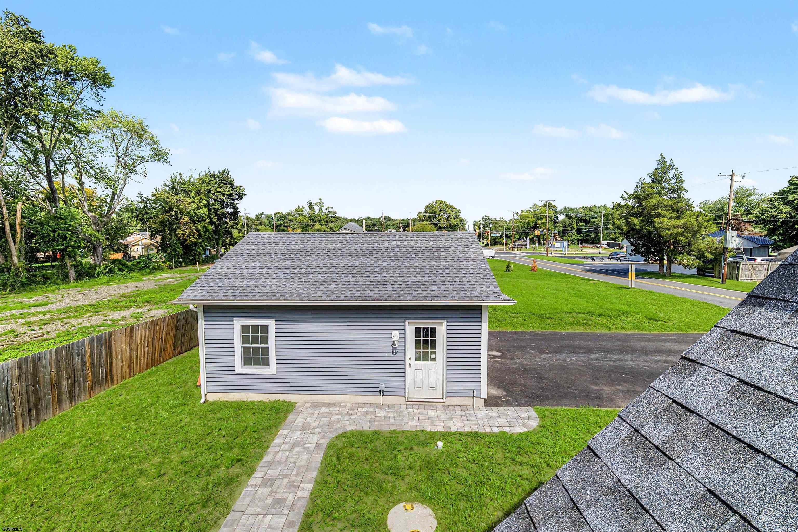 4 S Maple Avenue