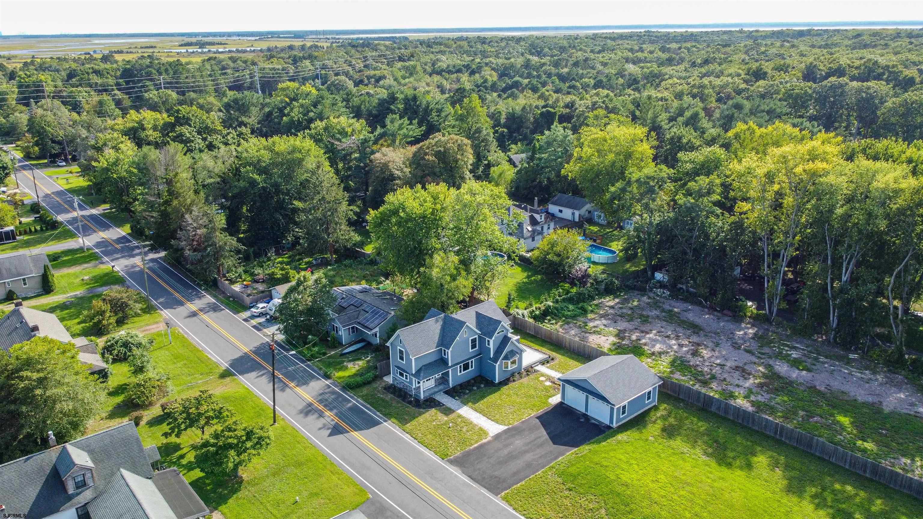 4 S Maple Avenue