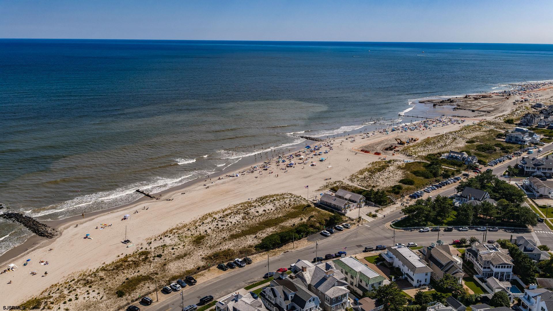 319 E Surf Road