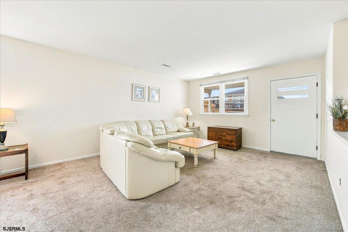 5-7 S Decatur Avenue