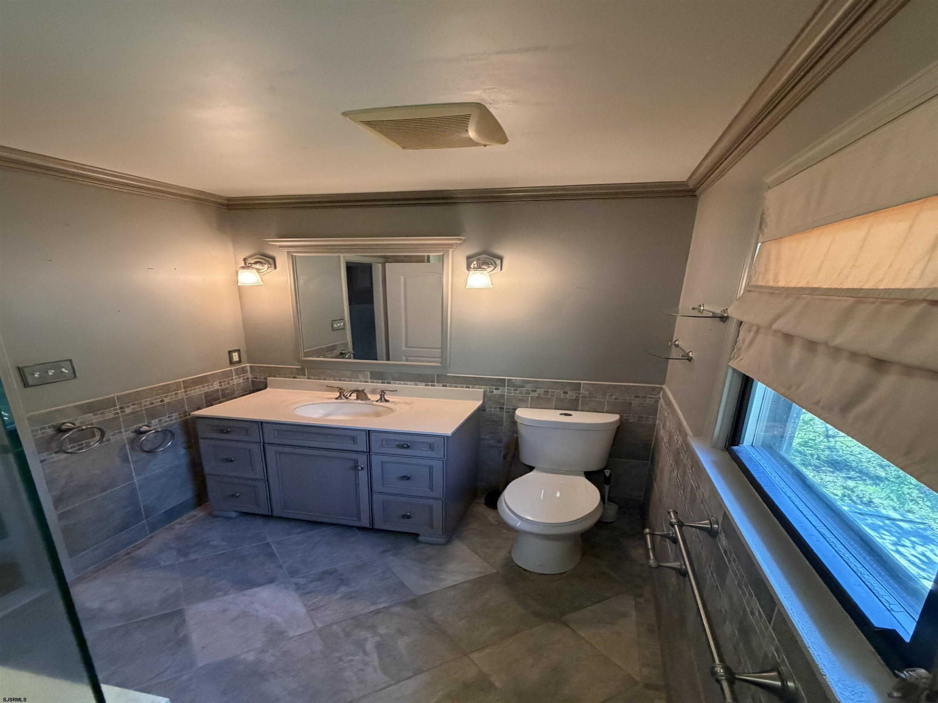 18 Rushwood Dr
