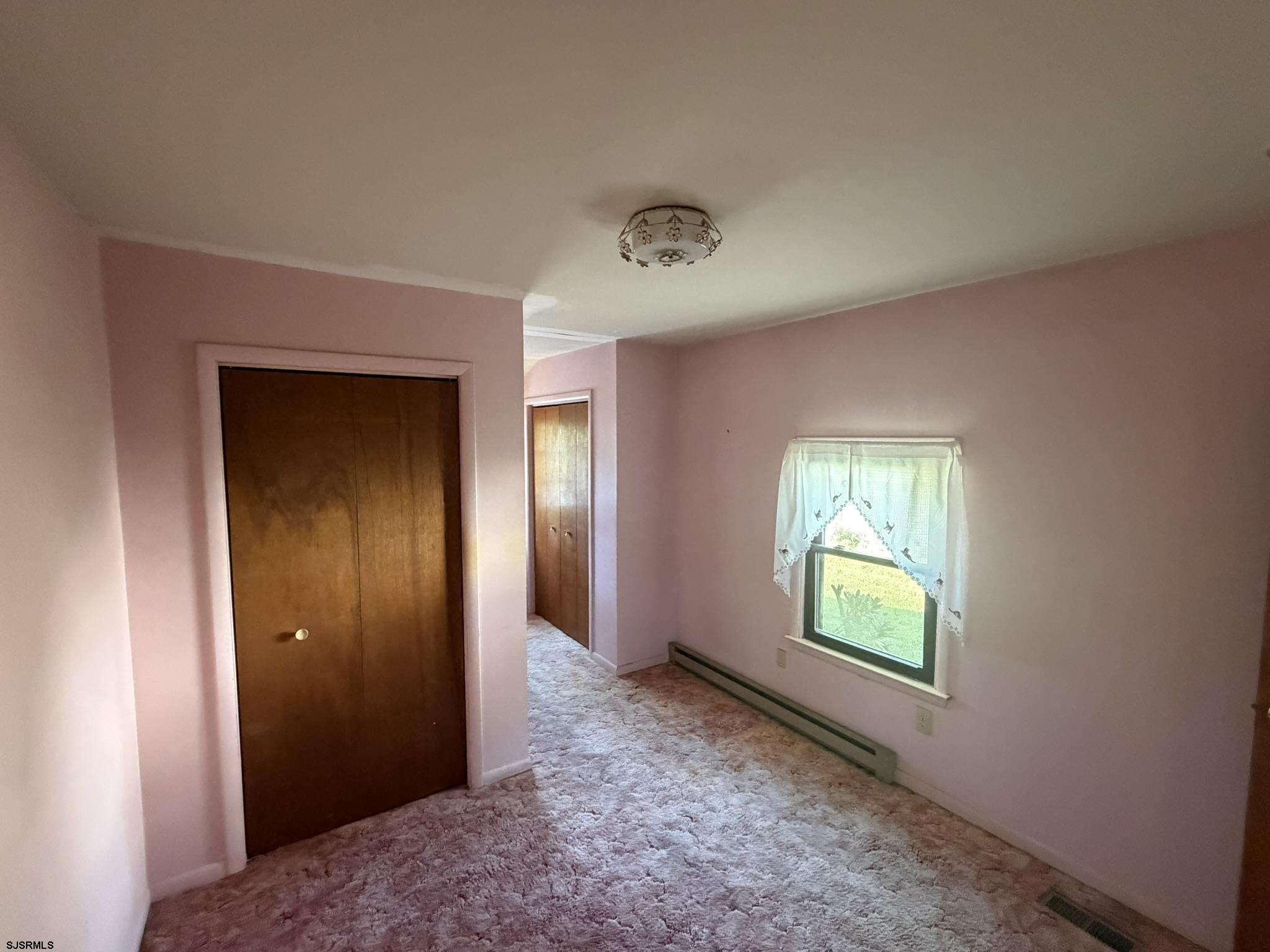 18 Rushwood Dr