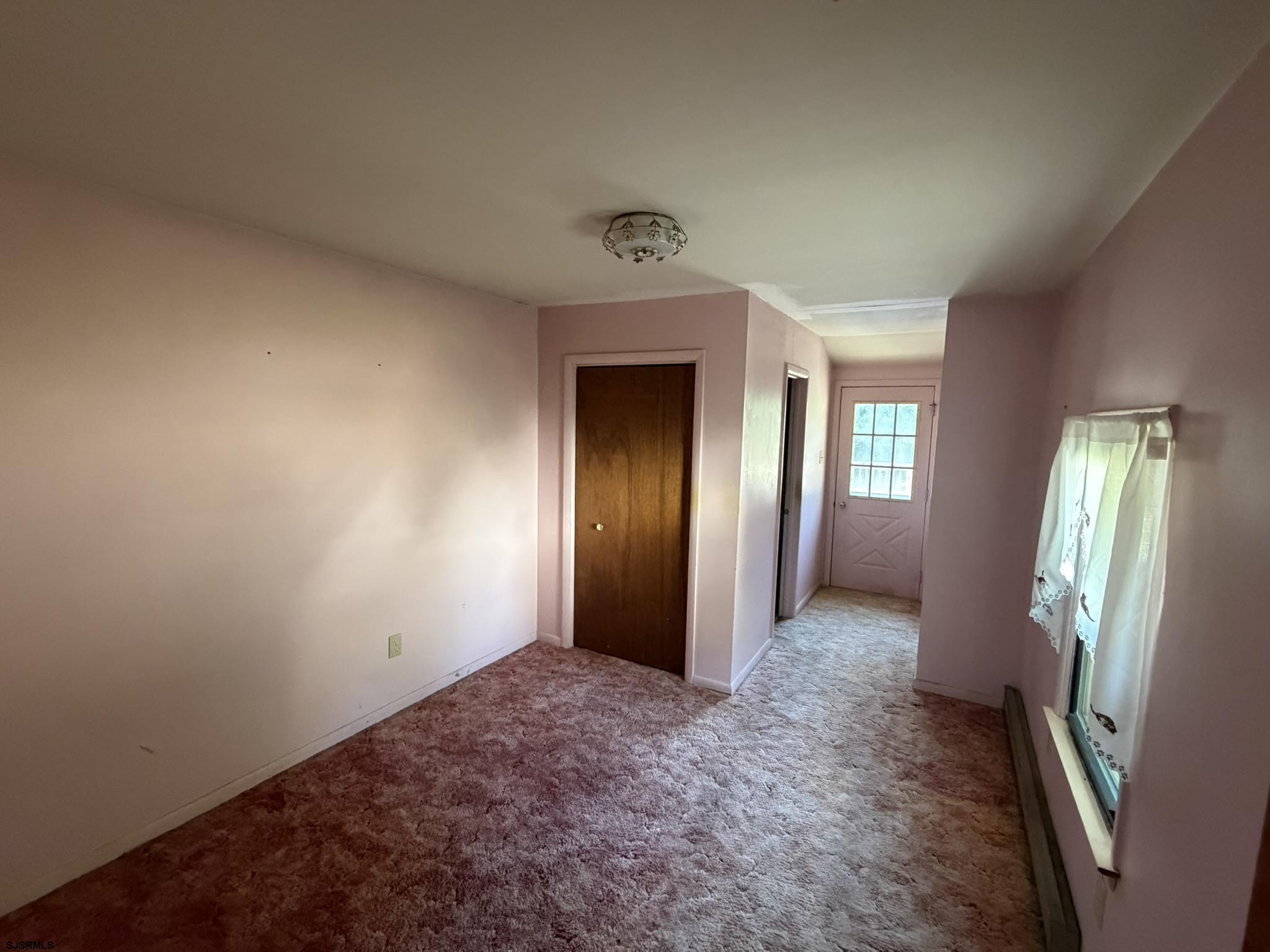 18 Rushwood Dr