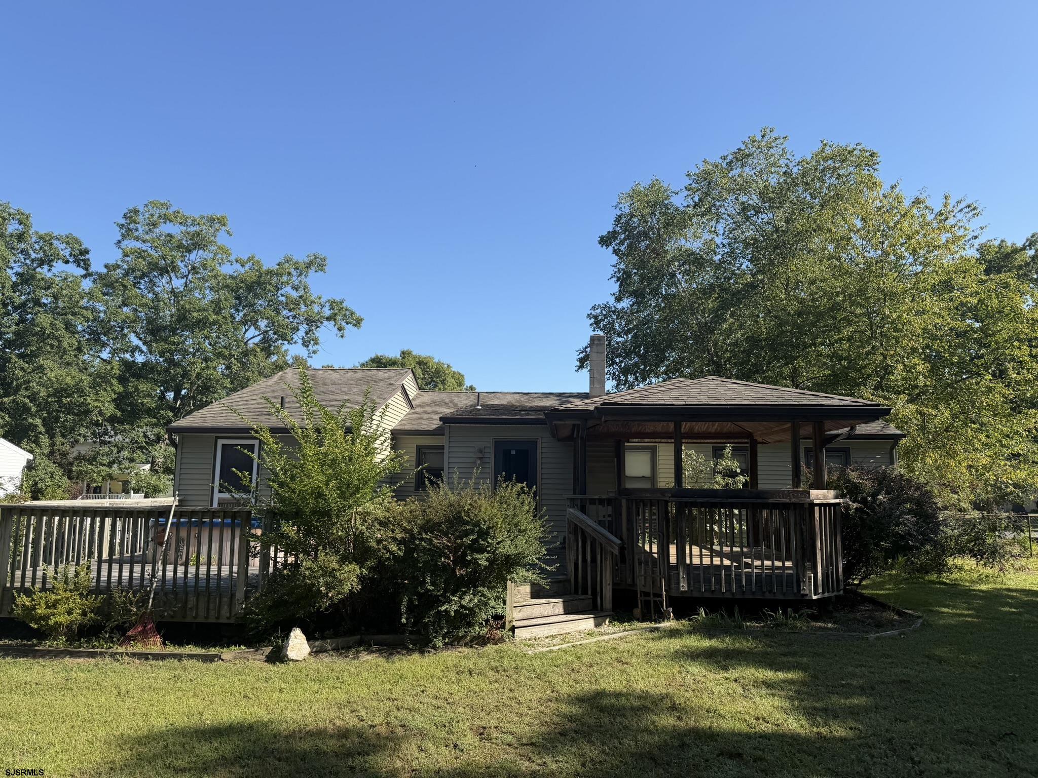 18 Rushwood Dr