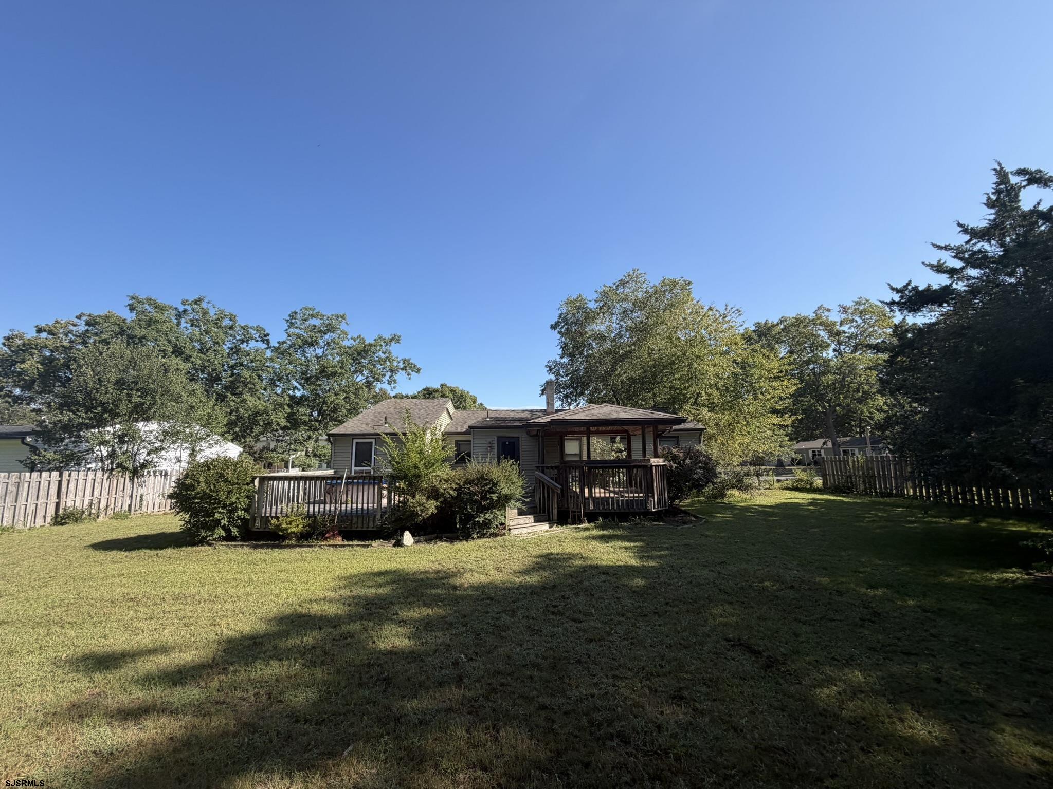 18 Rushwood Dr