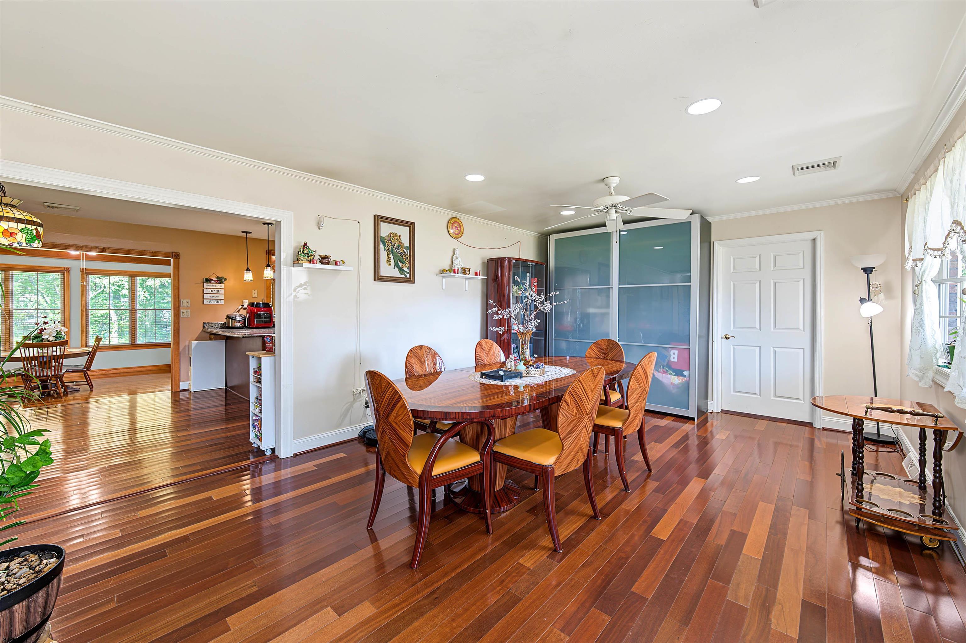 11 Berkshire Dr