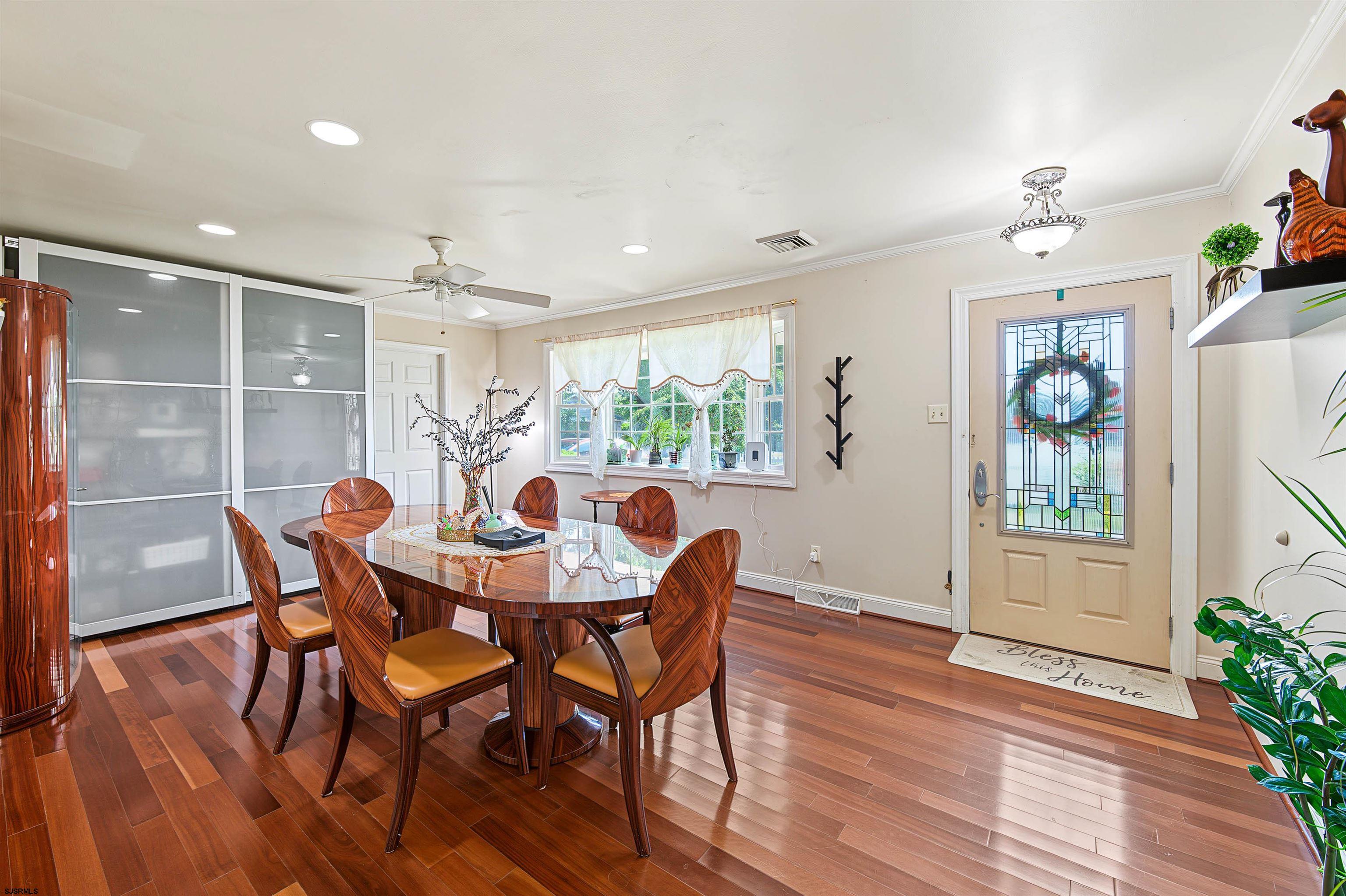 11 Berkshire Dr