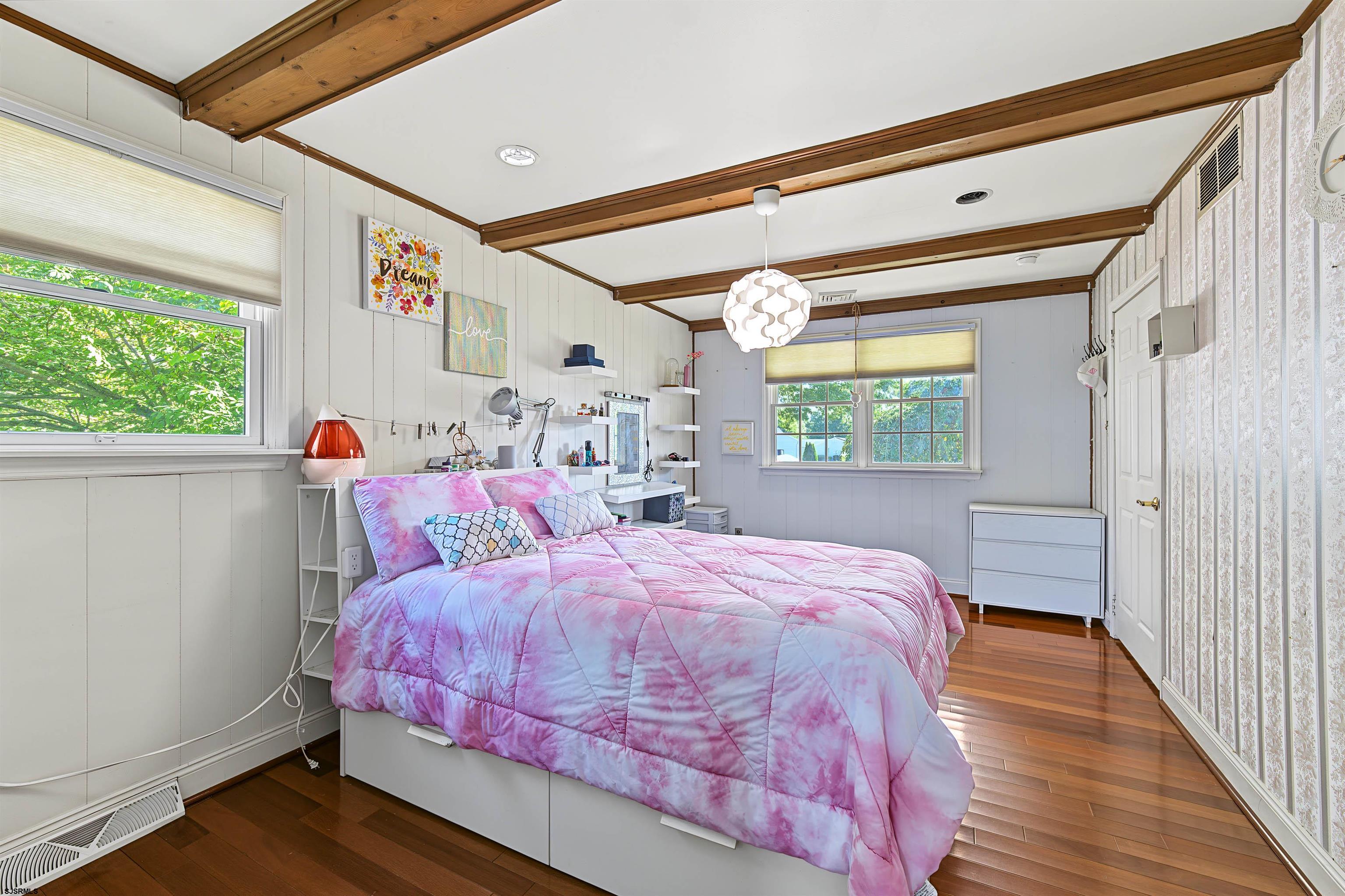 11 Berkshire Dr