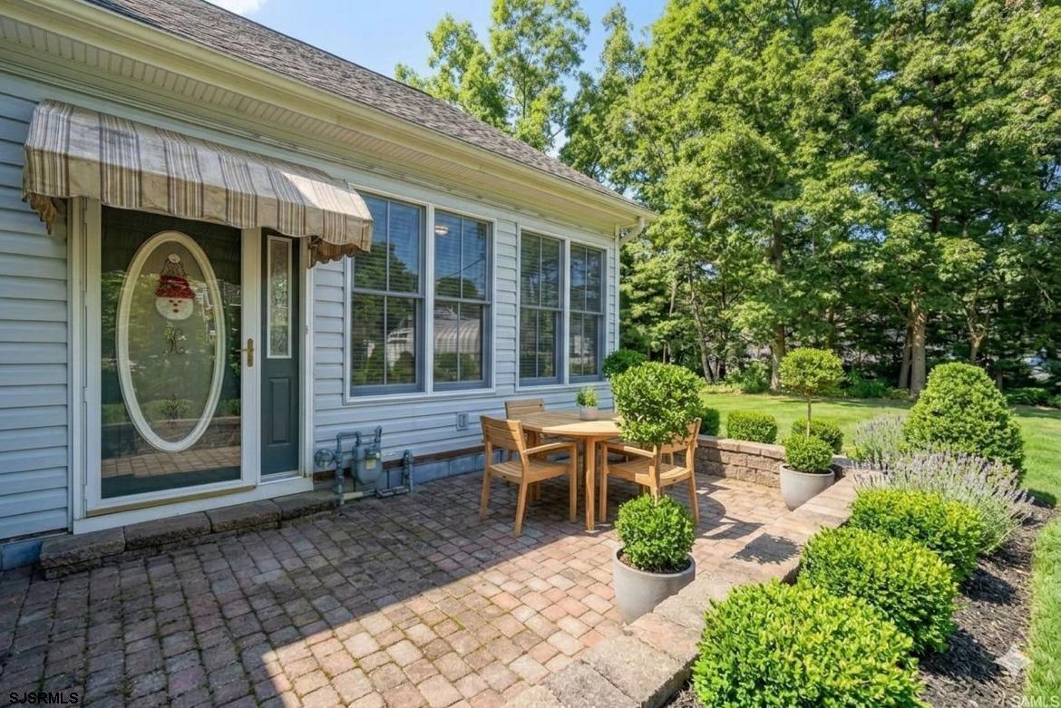 11 Berkshire Dr