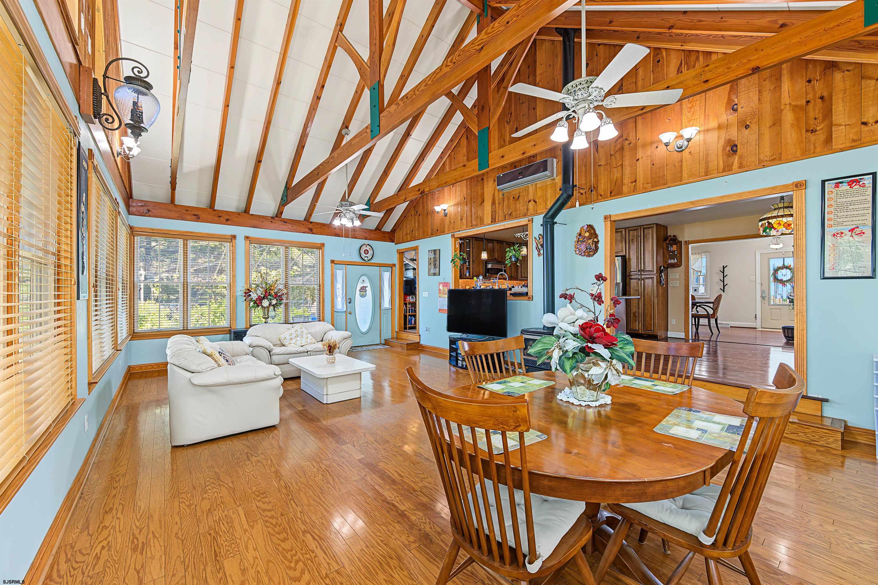 11 Berkshire Dr