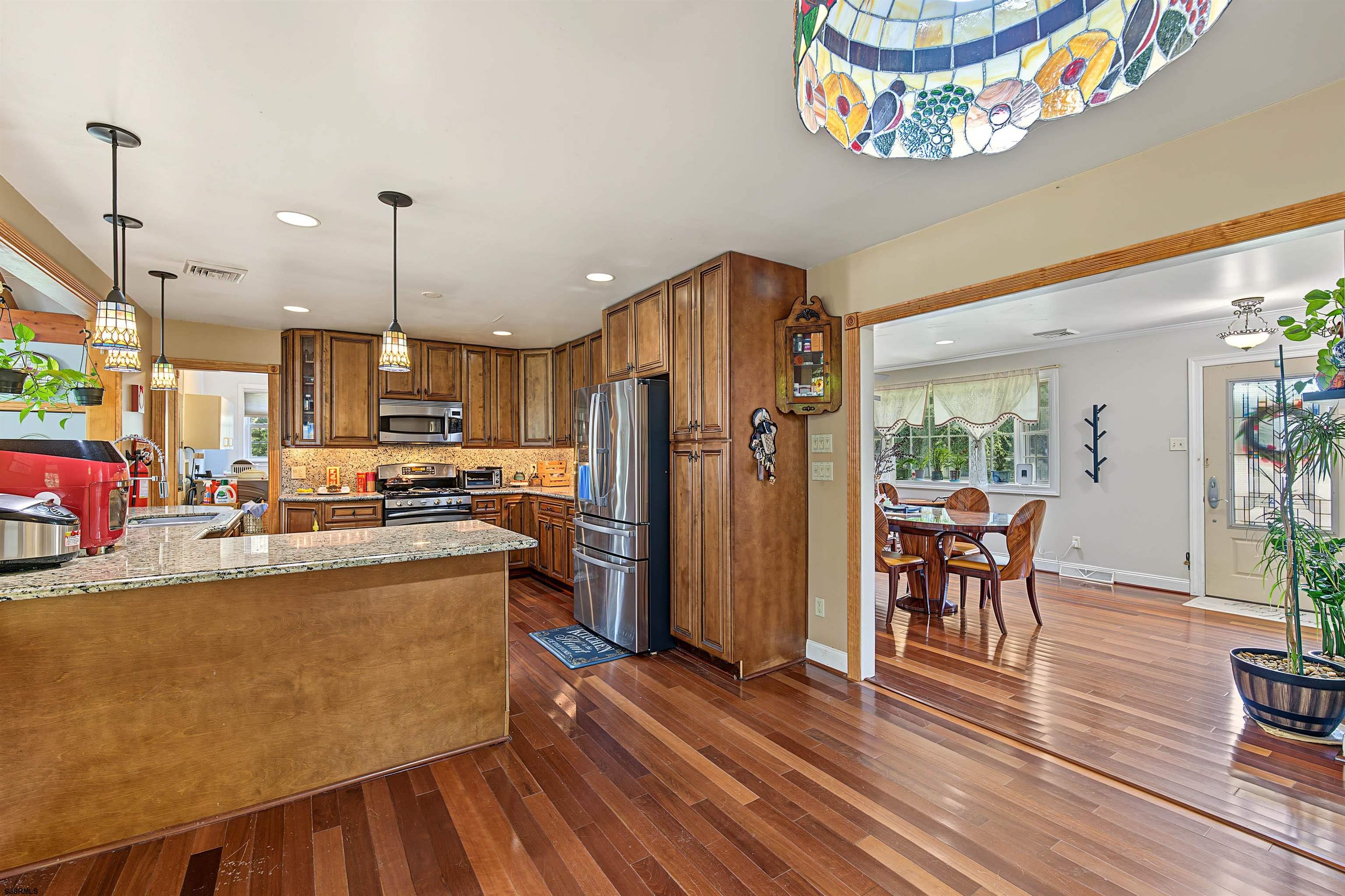 11 Berkshire Dr