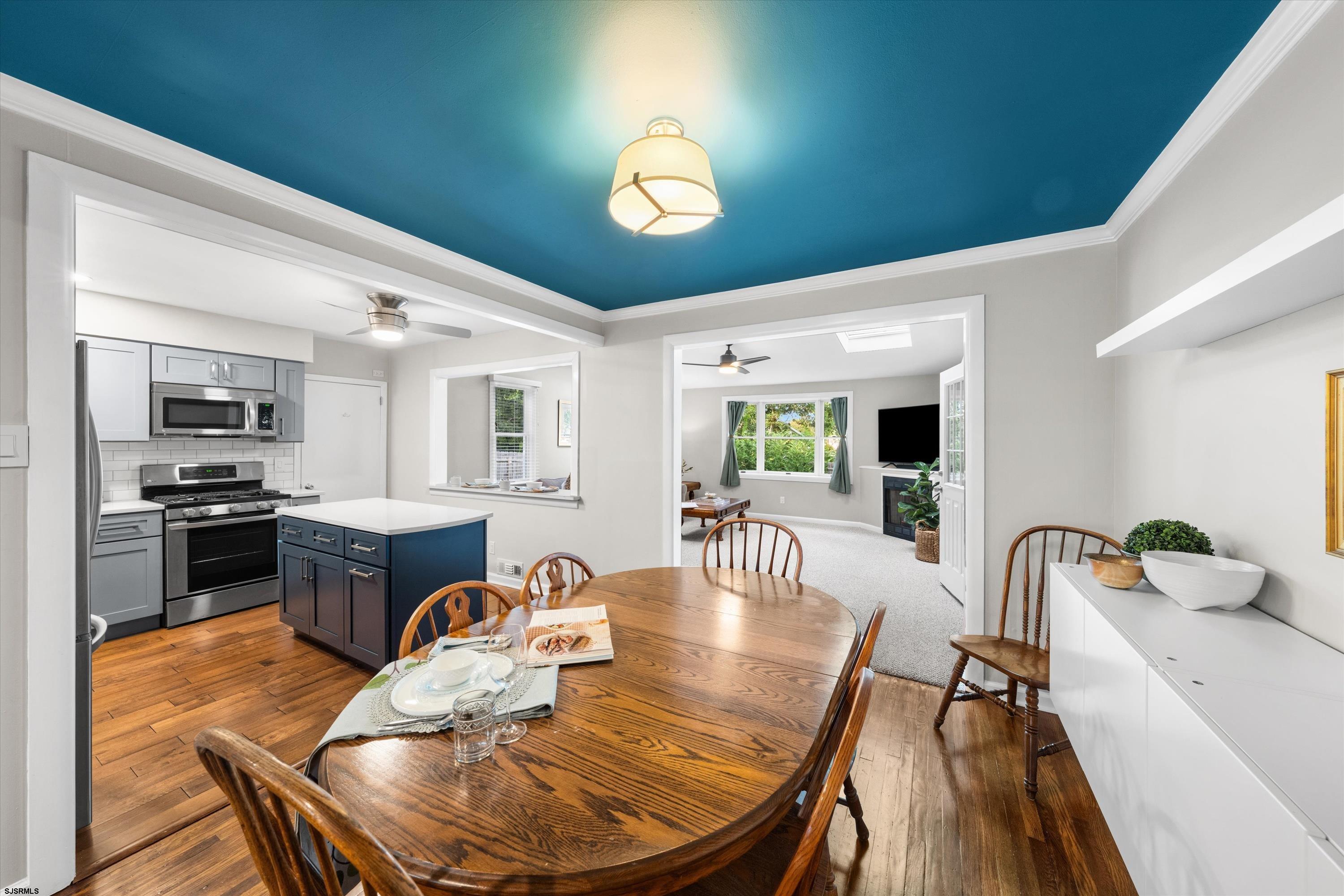 12 Dogwood Dr