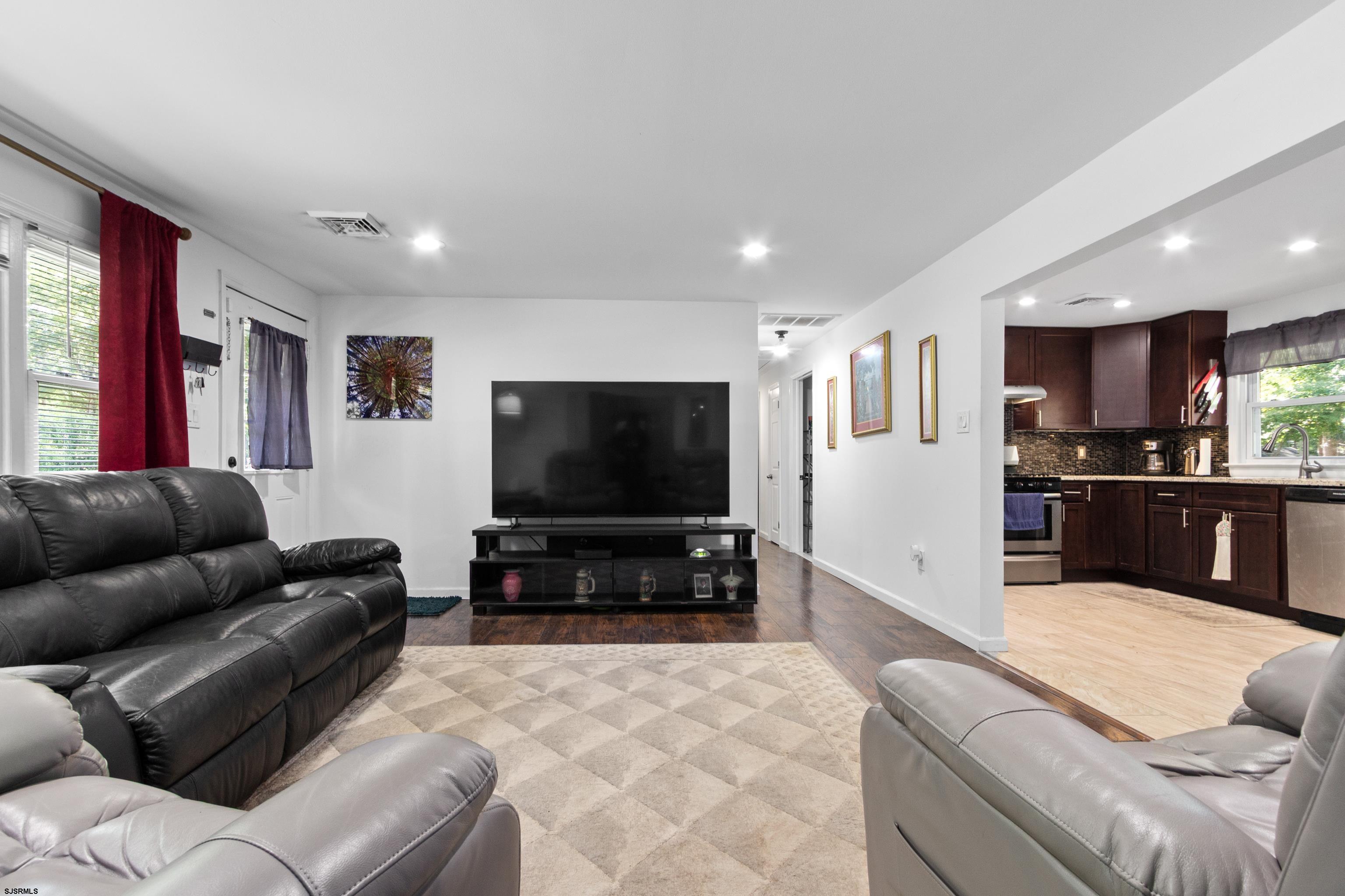 612016 | Photo 10