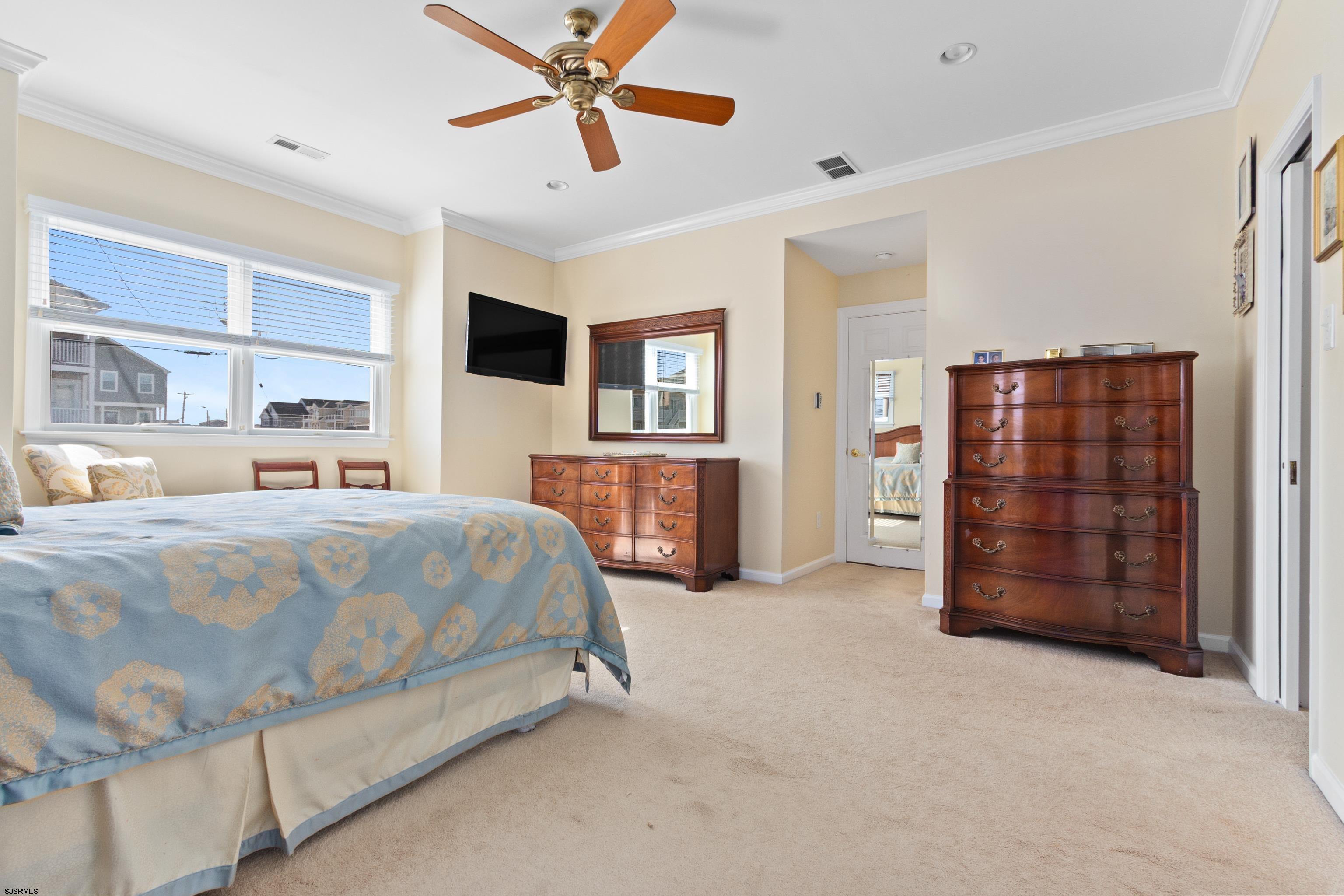 418 W Evans