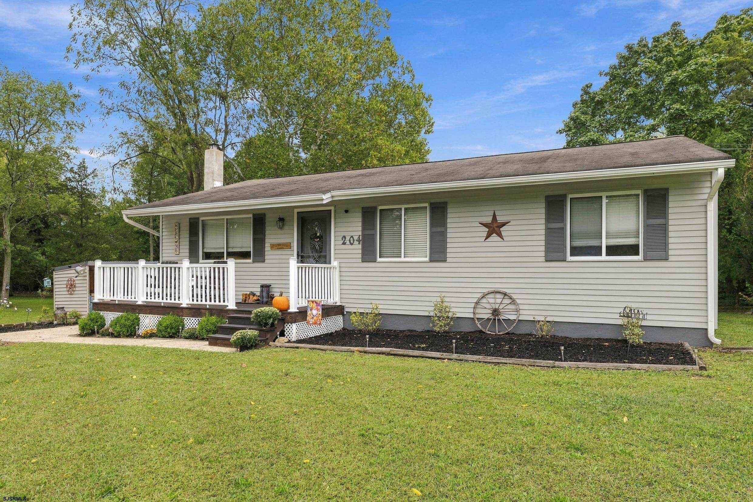 204 Sanford Ln