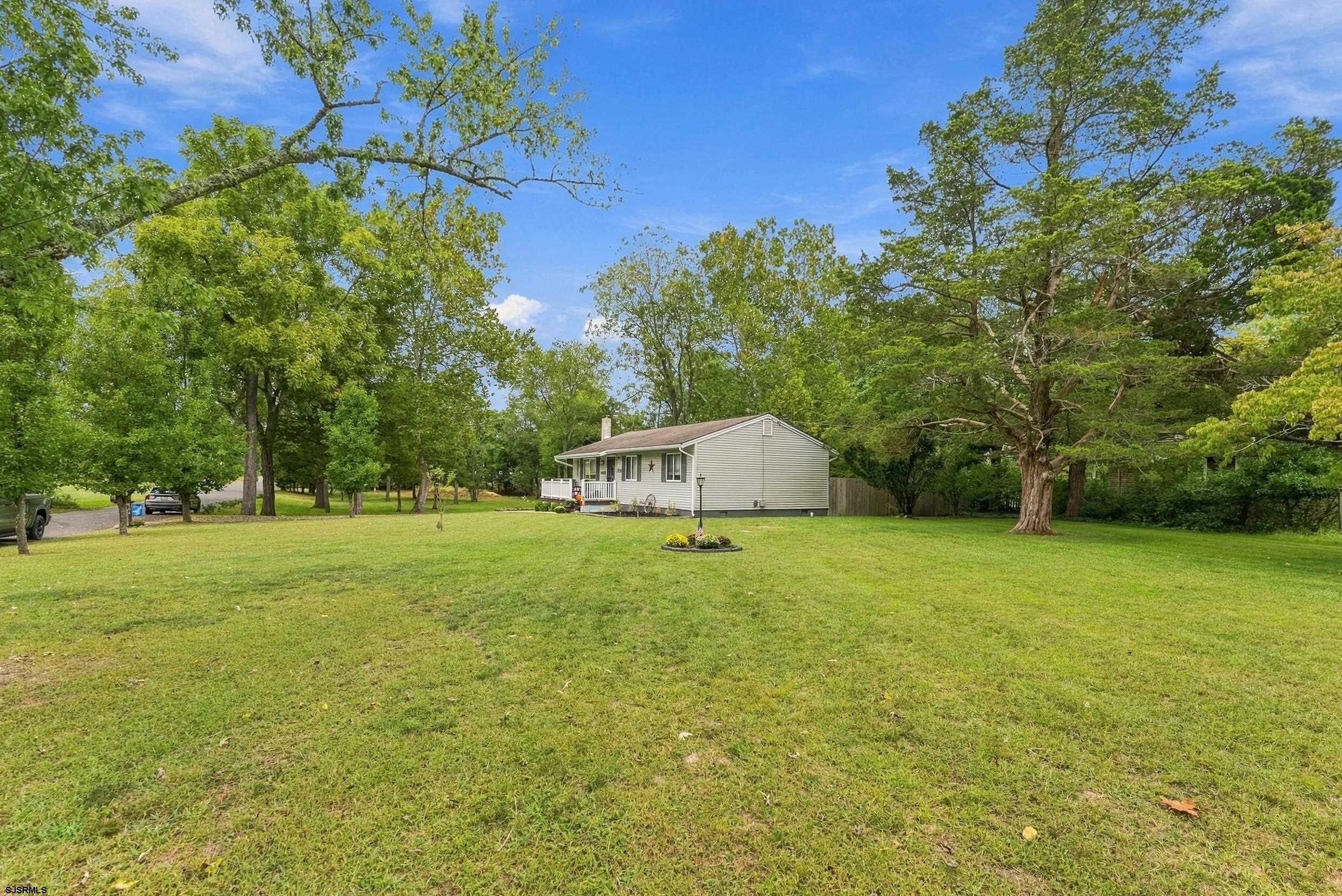 204 Sanford Ln