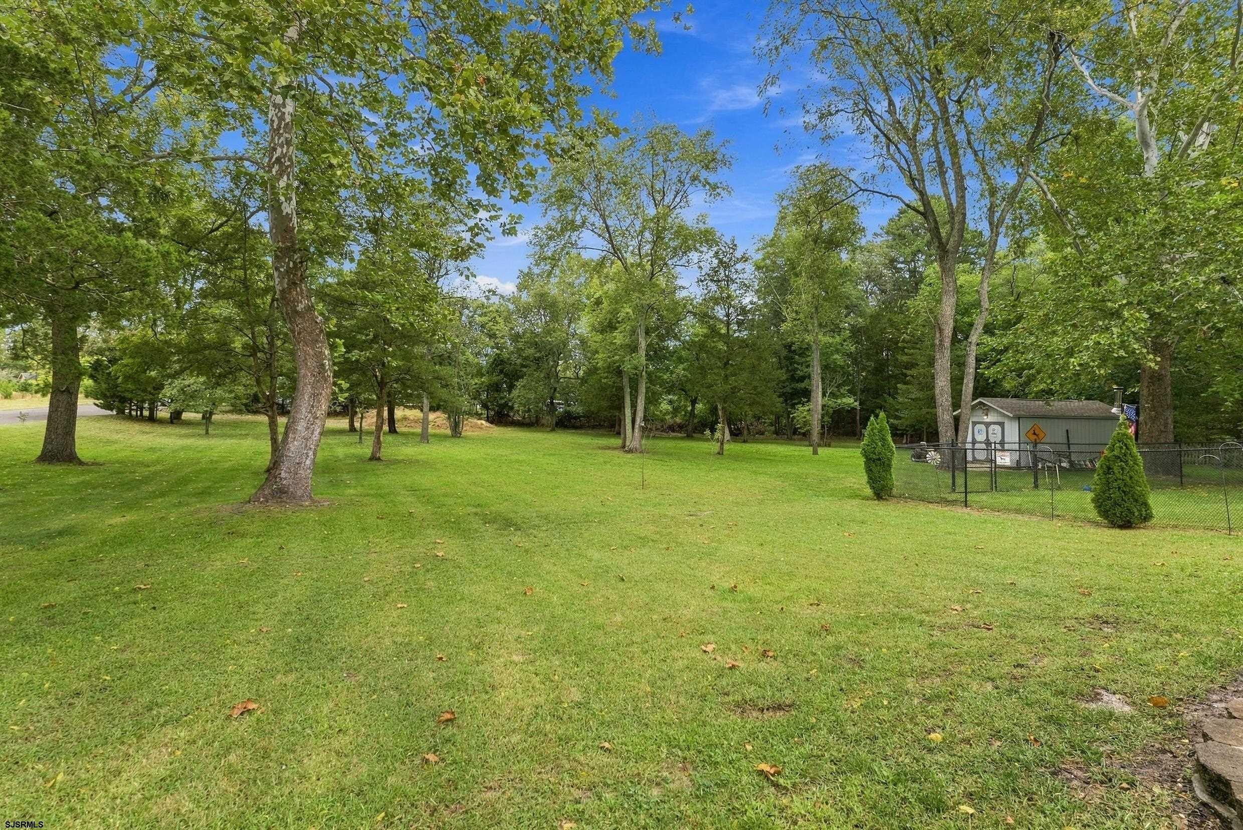 204 Sanford Ln