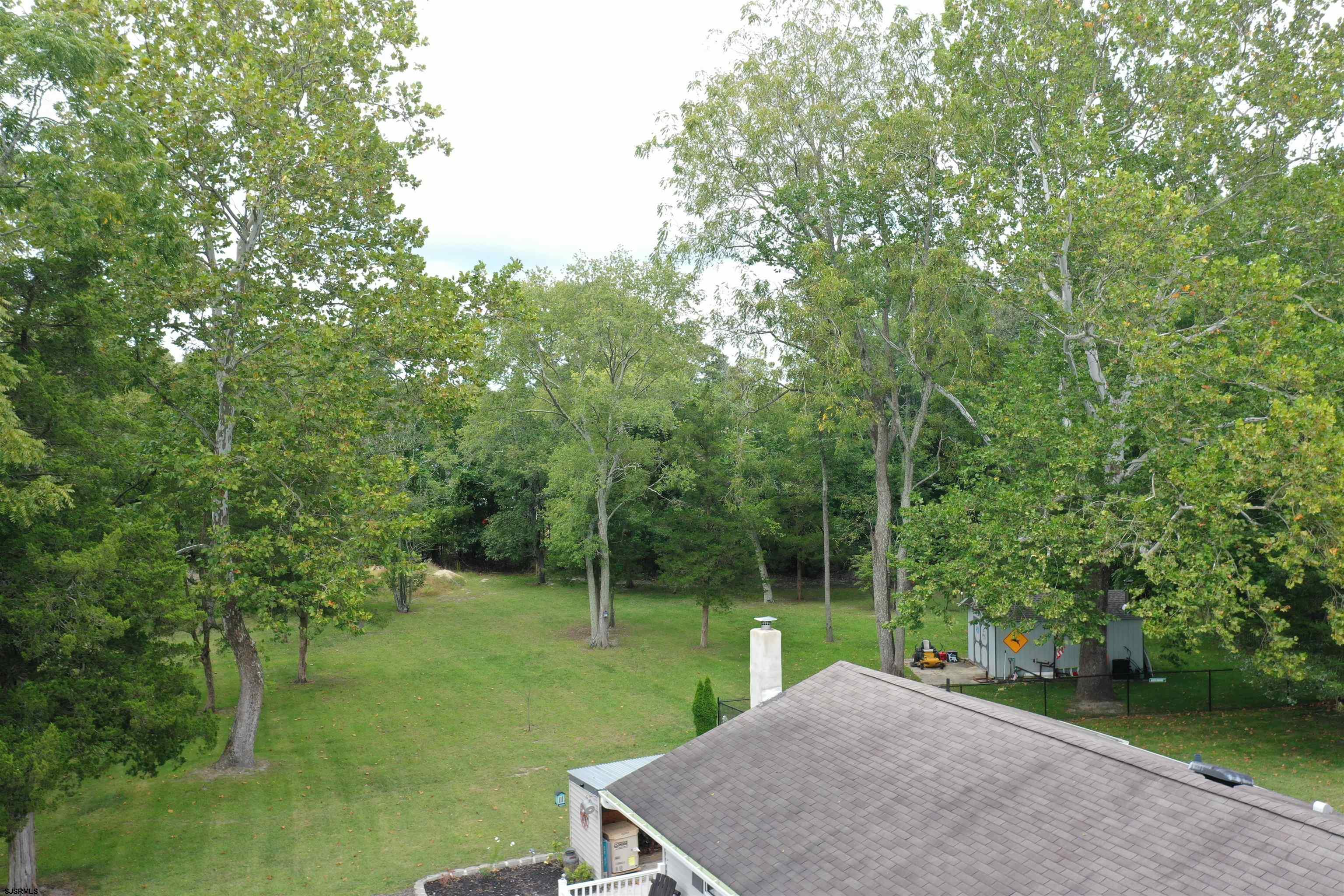 204 Sanford Ln
