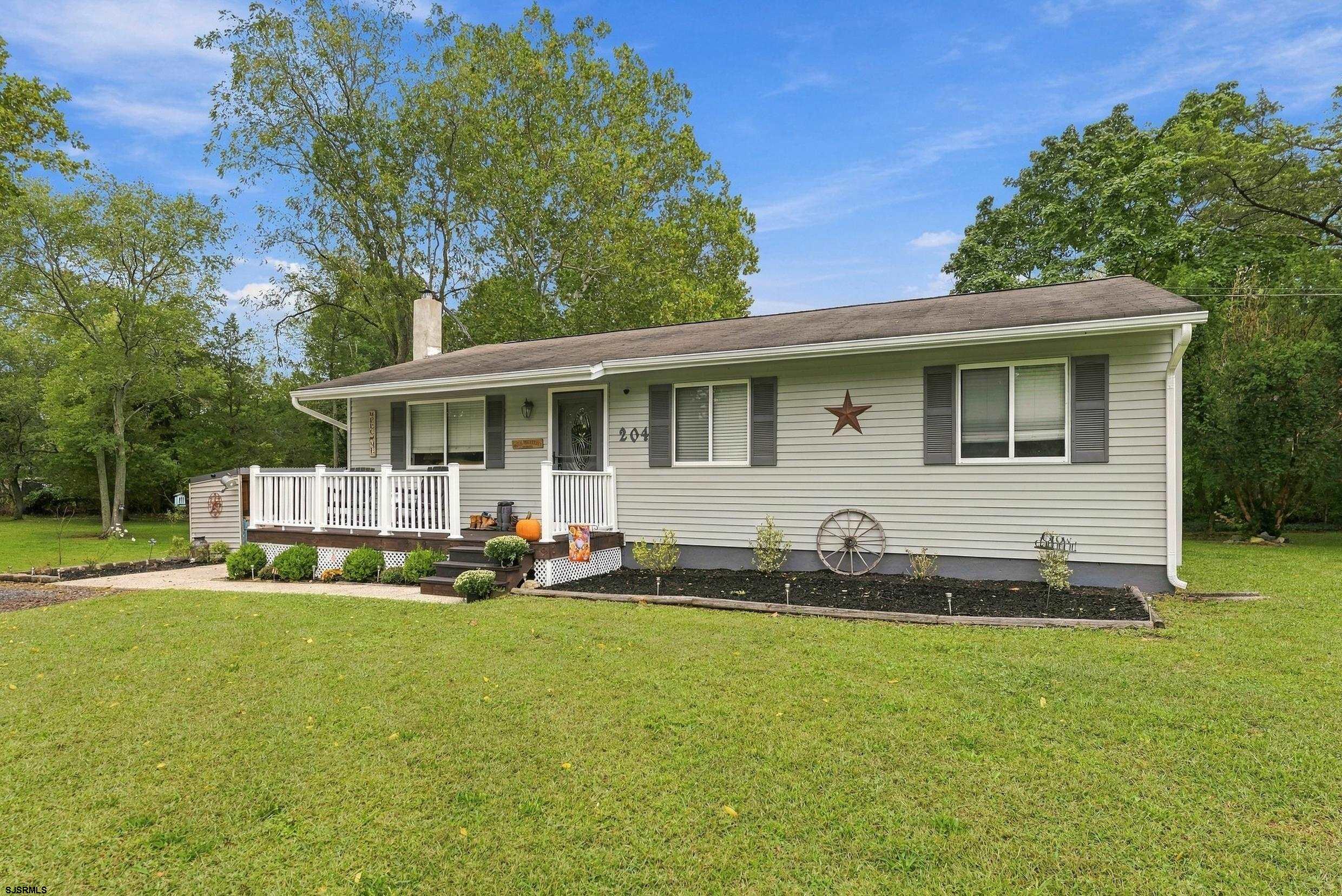204 Sanford Ln