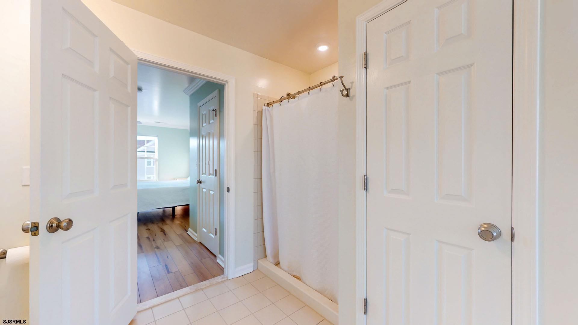 308 Sanderling Ln