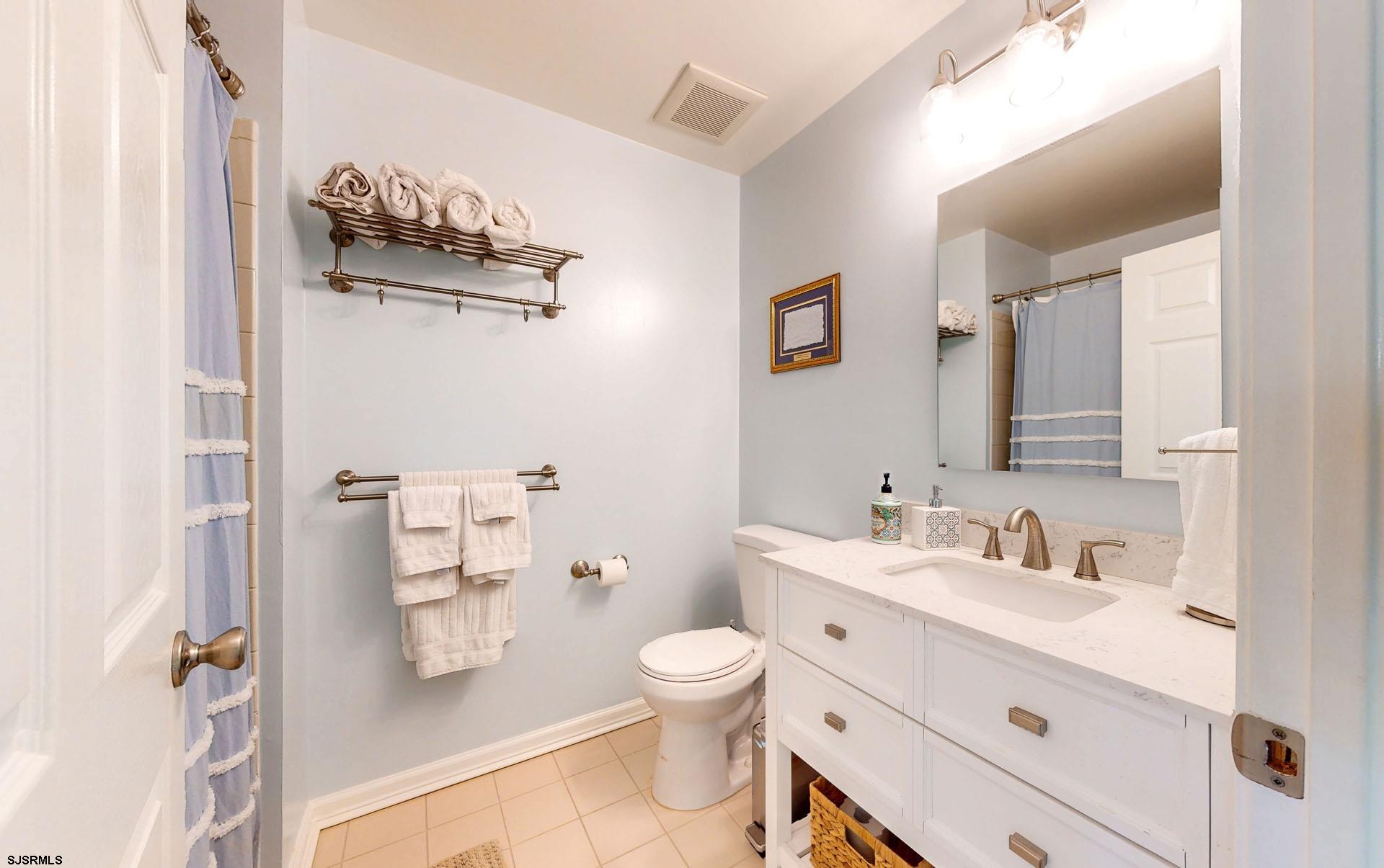 308 Sanderling Ln