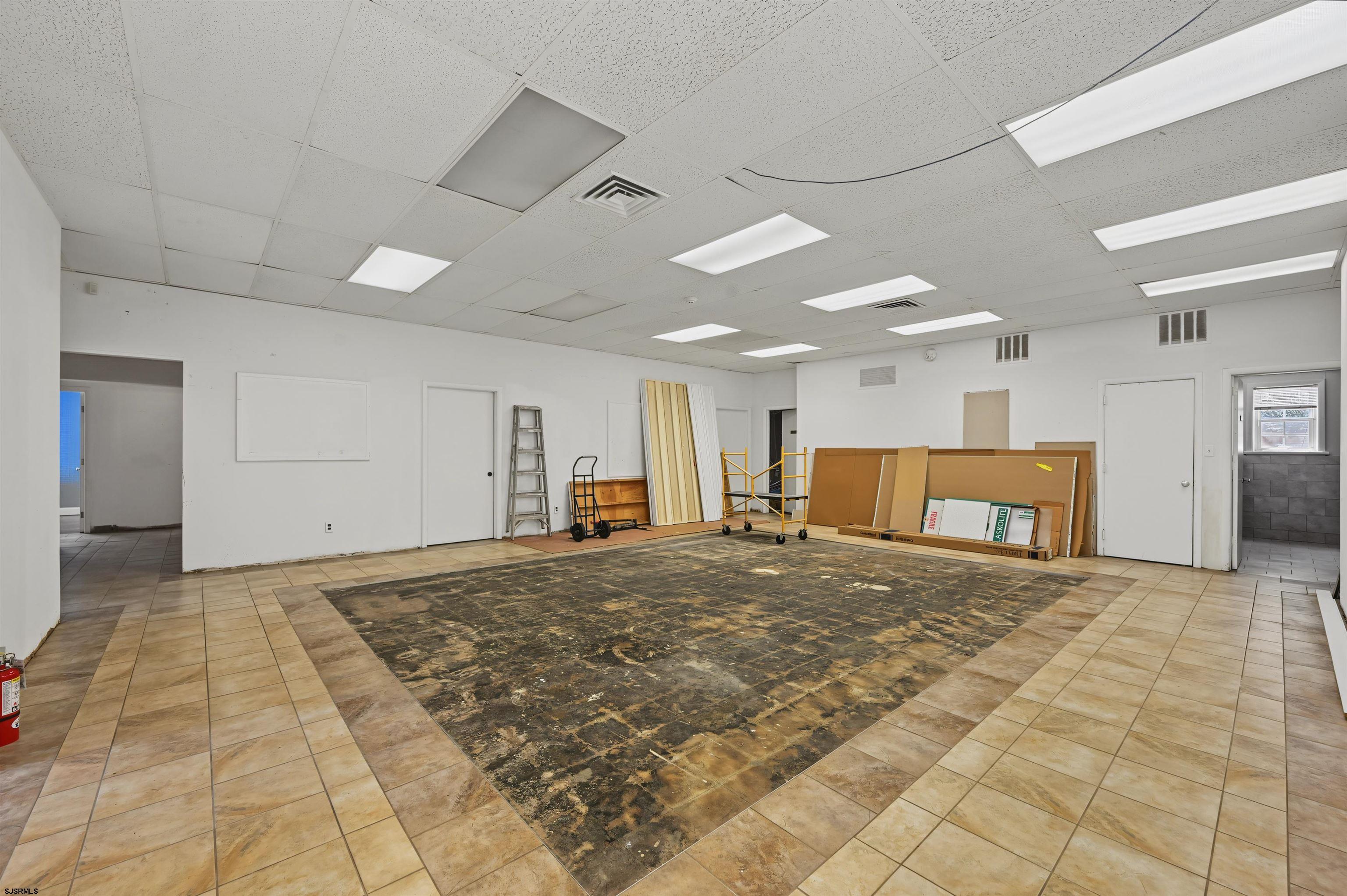 612053 | Photo 16