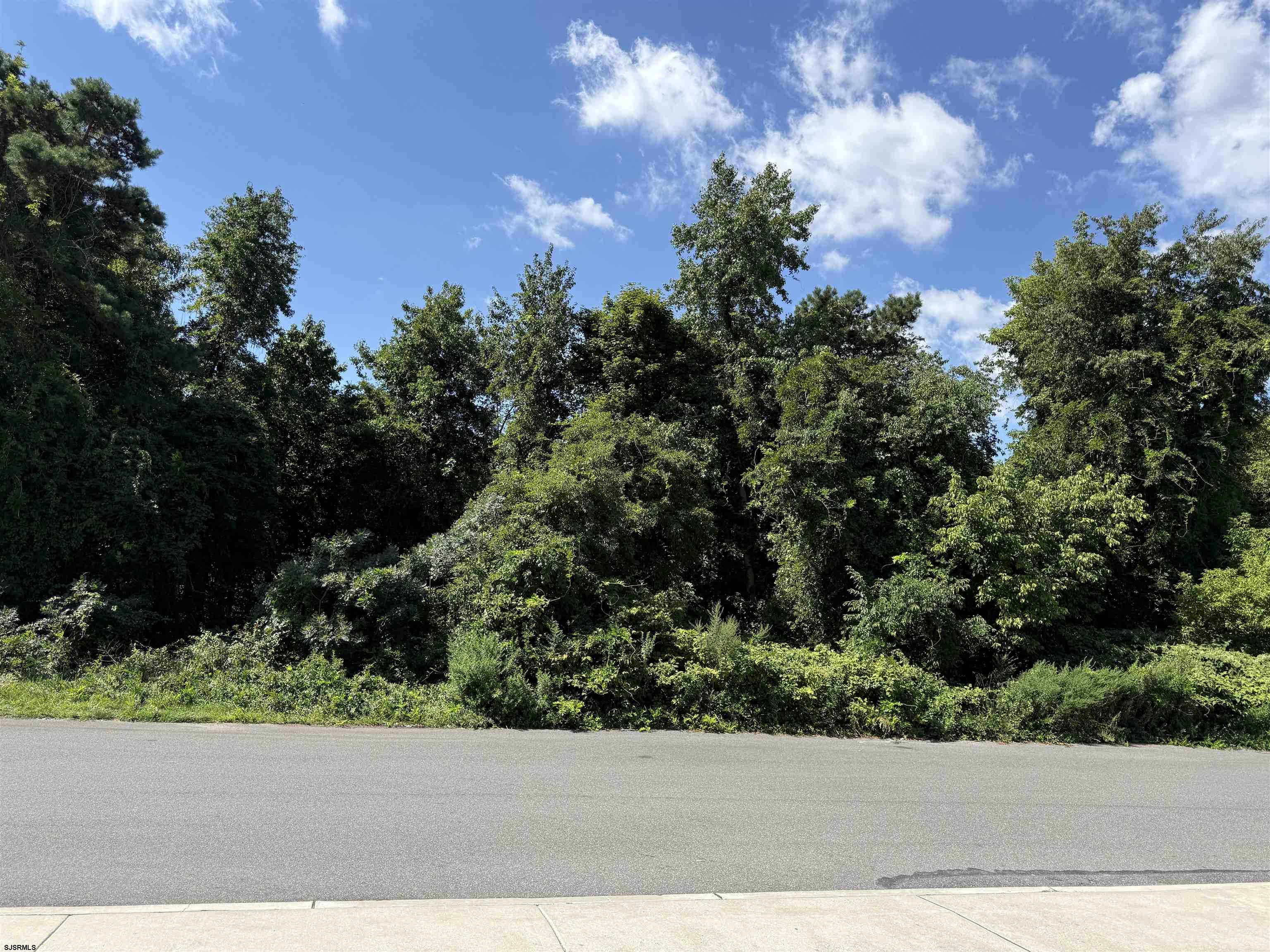 612072