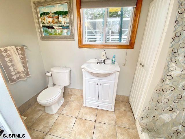200 Creek Ct