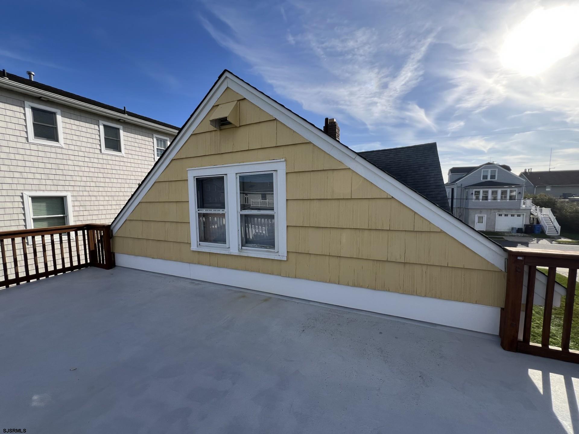 9 E Willard Avenue - Picture 4