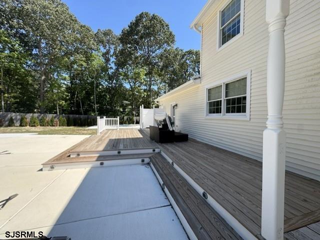 113 E Woodland Avenue