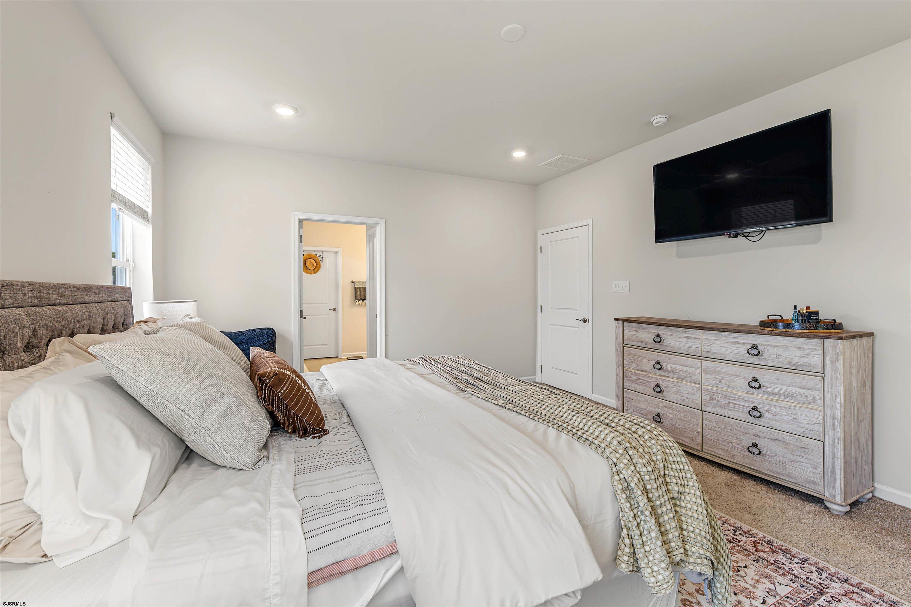103 Laquinta Dr