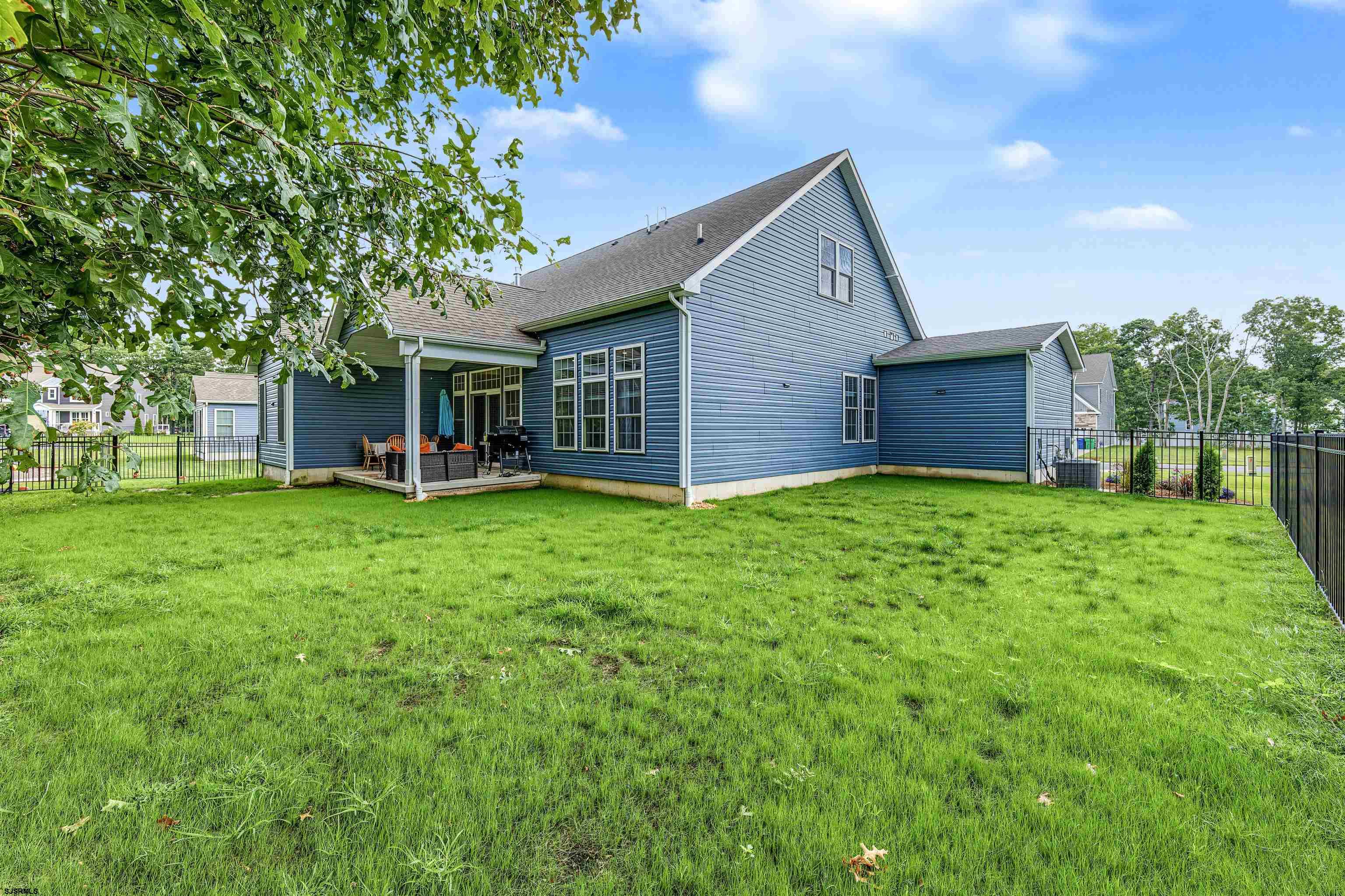 103 Laquinta Dr