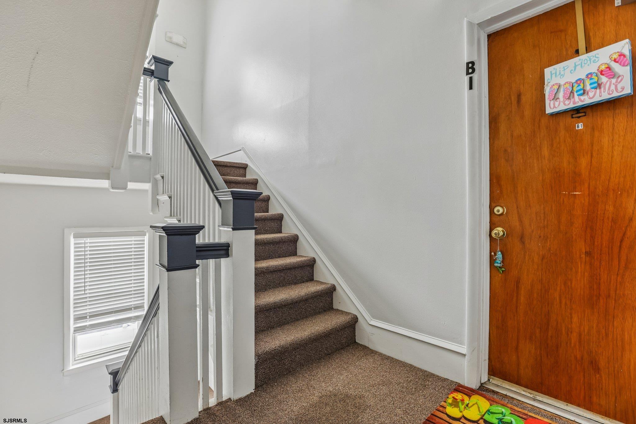 2 S Montgomery Avenue