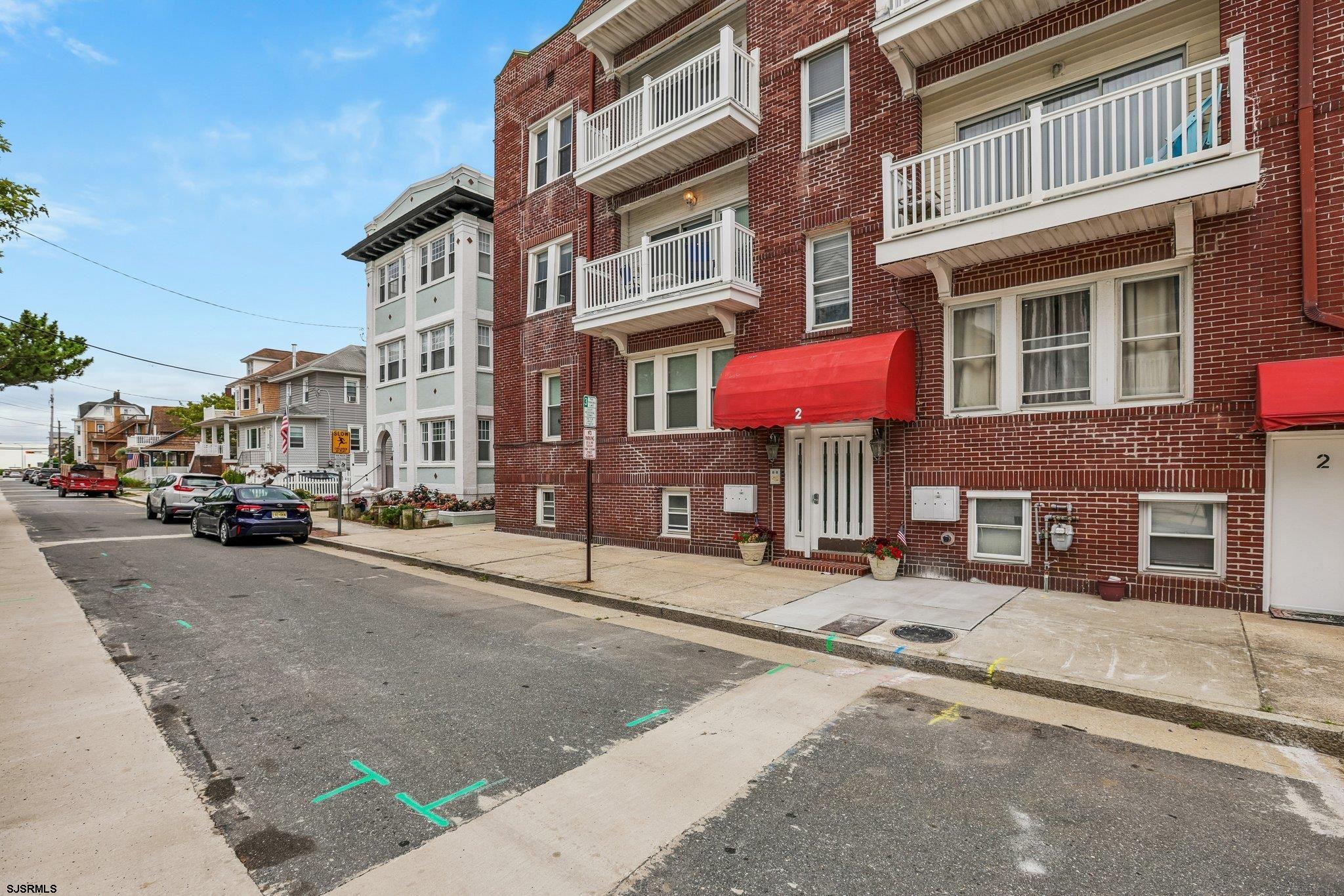 2 S Montgomery Avenue