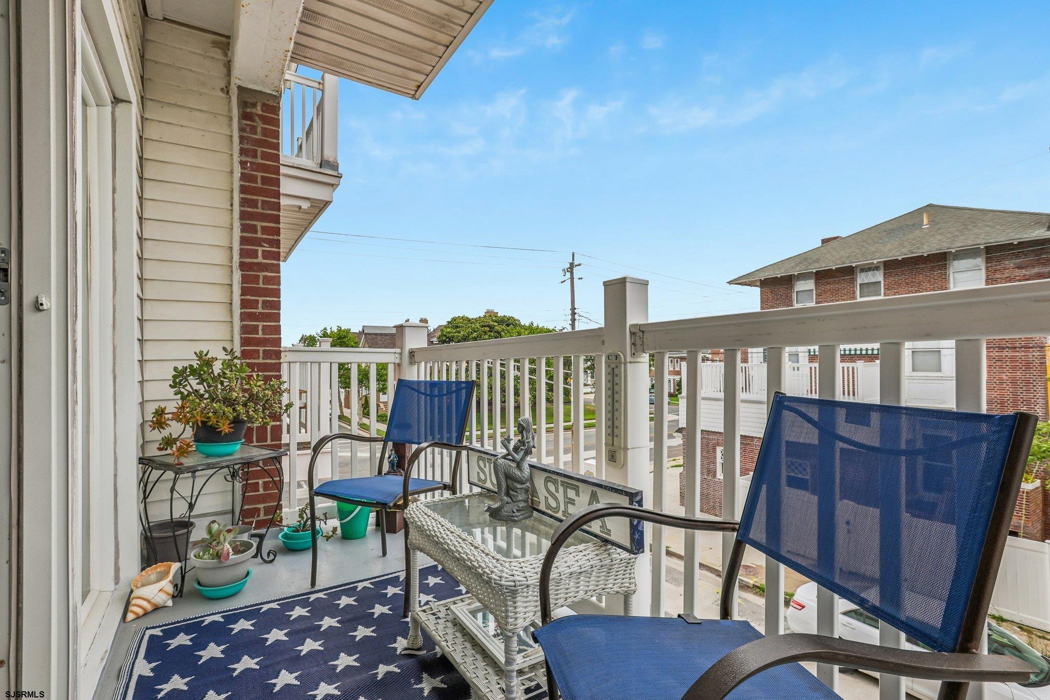 2 S Montgomery Avenue - Picture 4