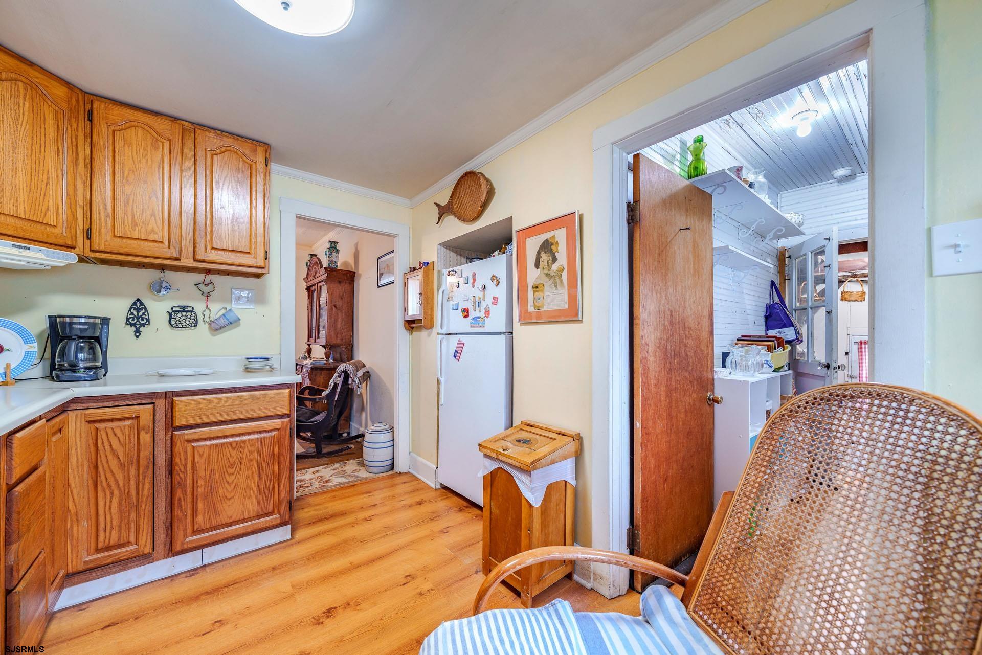 315 E Surf Road