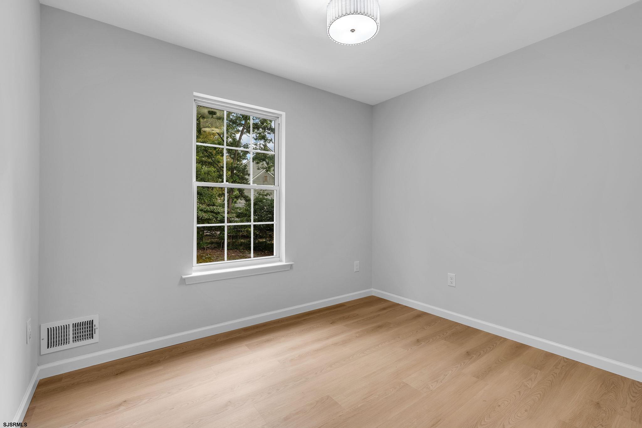 579 Coral Ln