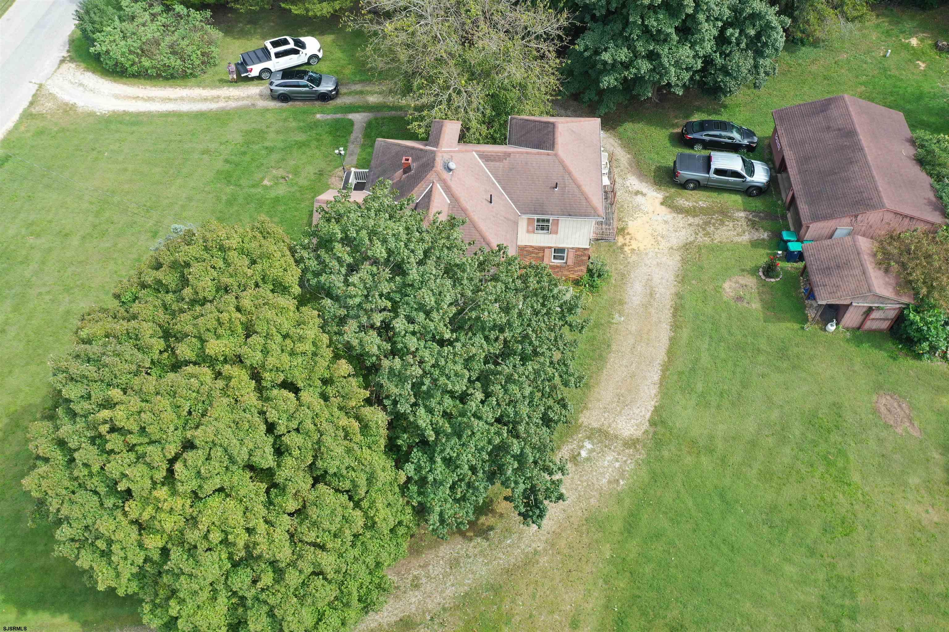 3039 Vine Road