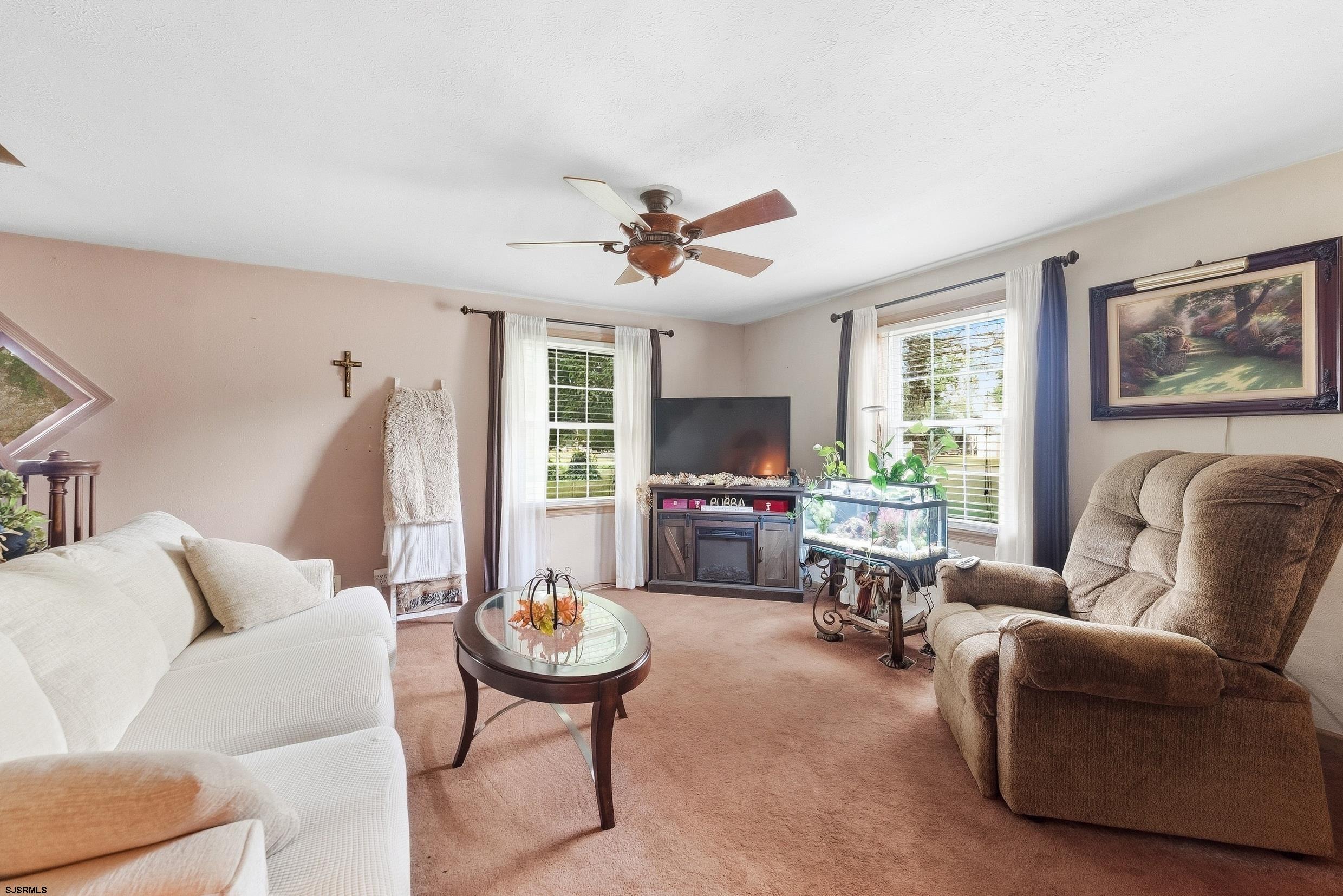 3039 Vine Road