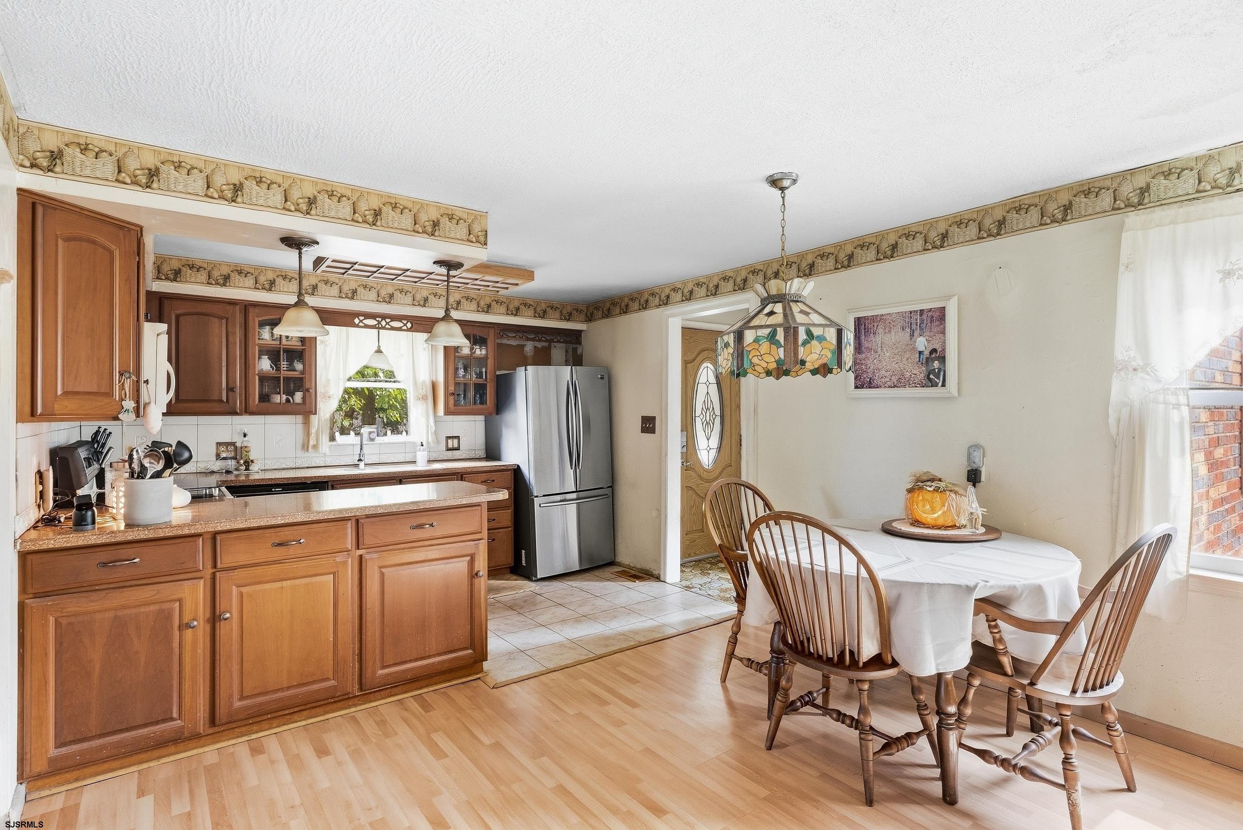 3039 Vine Road