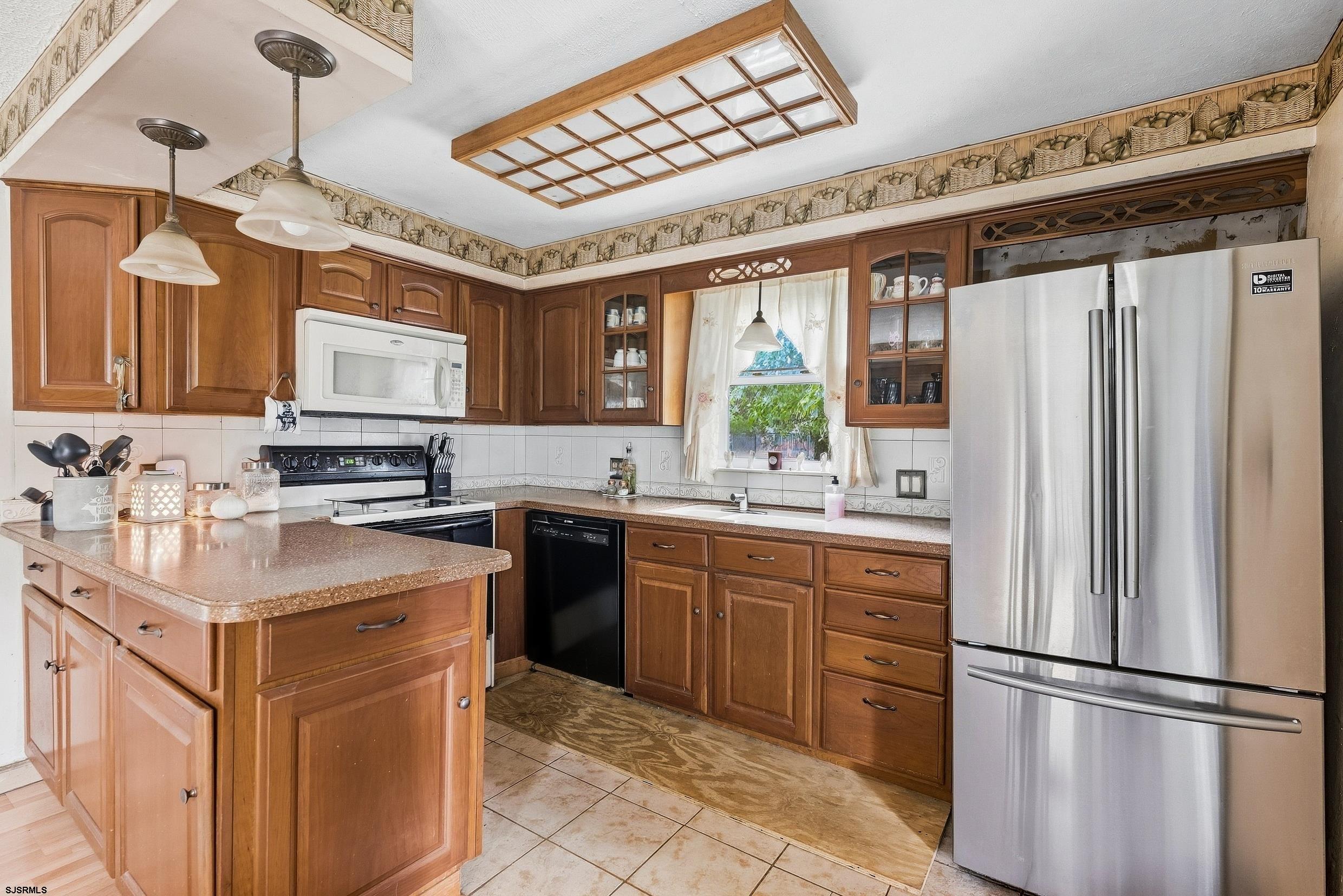 3039 Vine Road