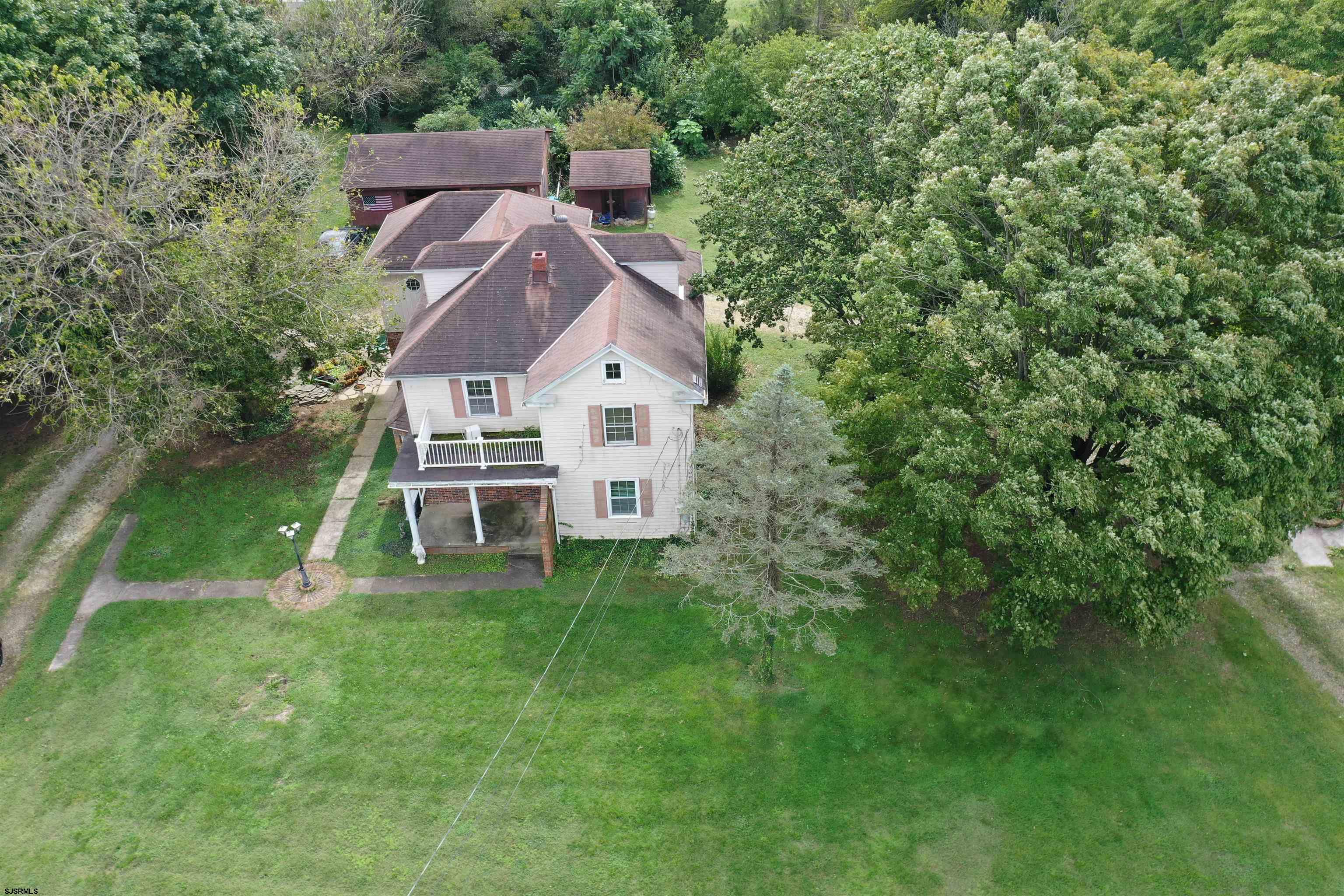 3039 Vine Road