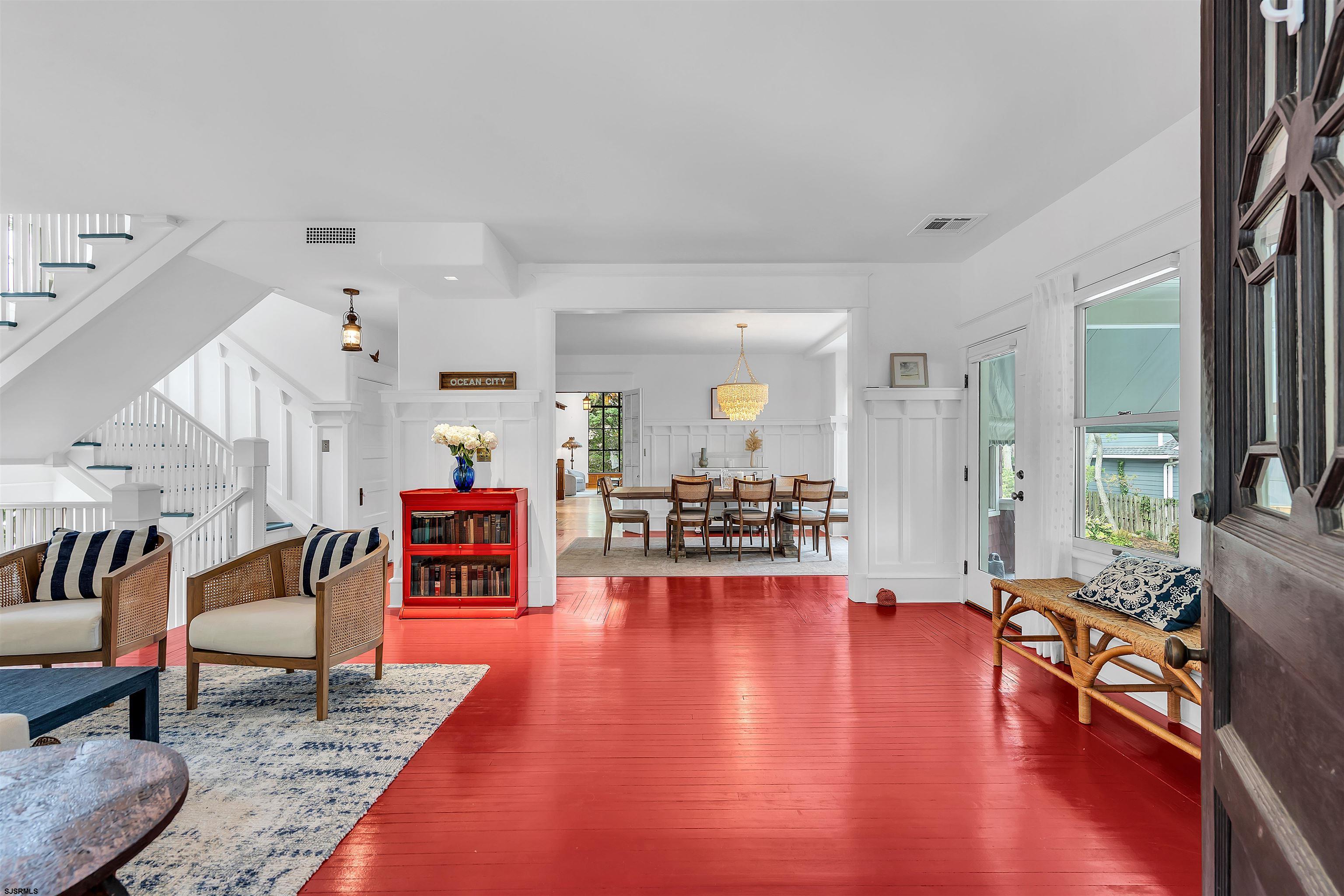 154 E Atlantic Blvd