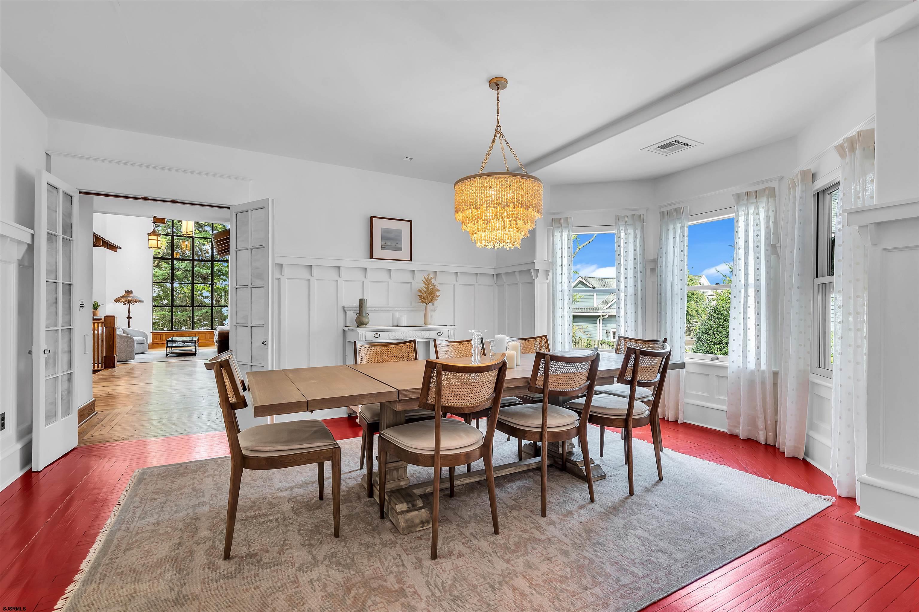 154 E Atlantic Blvd