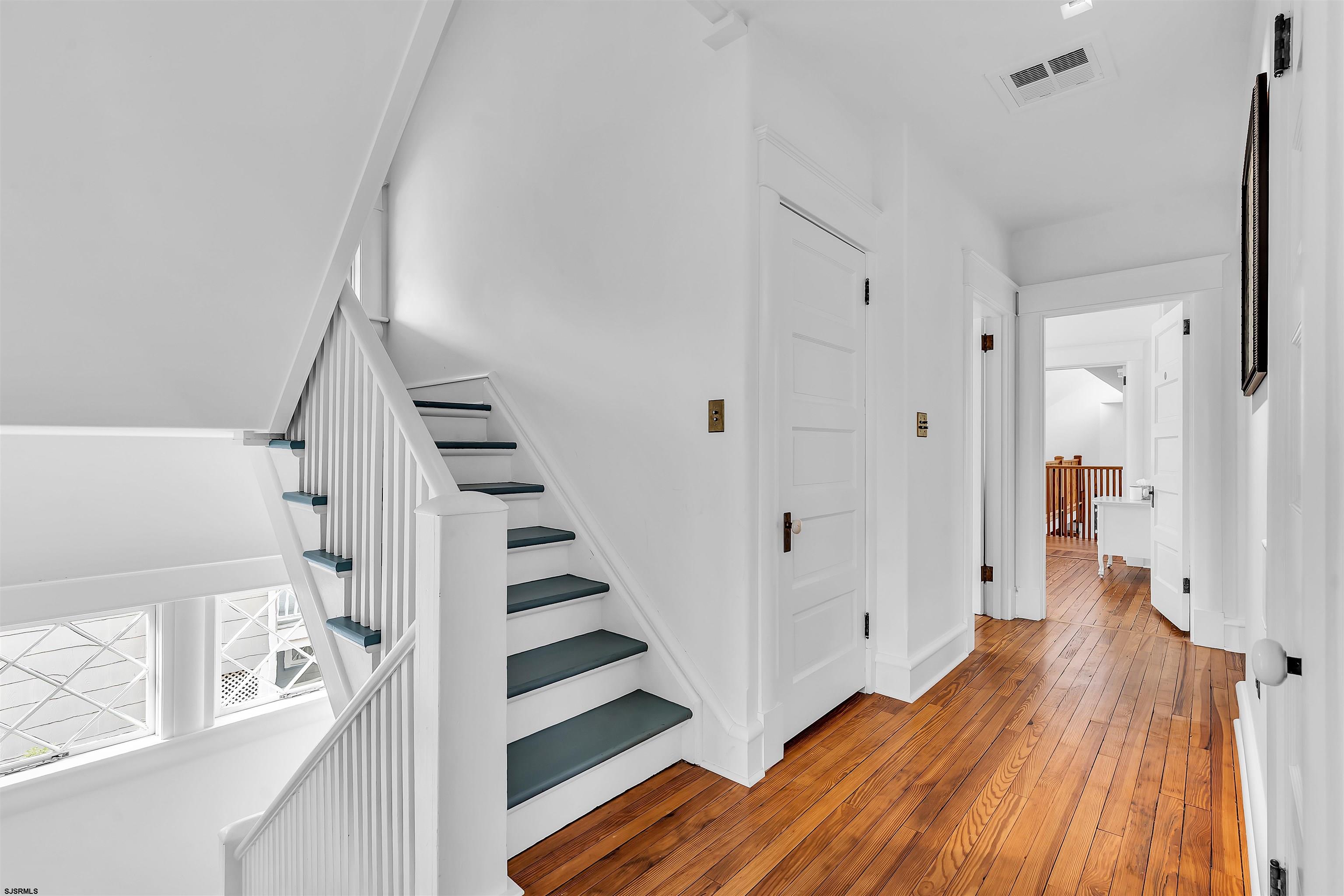 154 E Atlantic Blvd