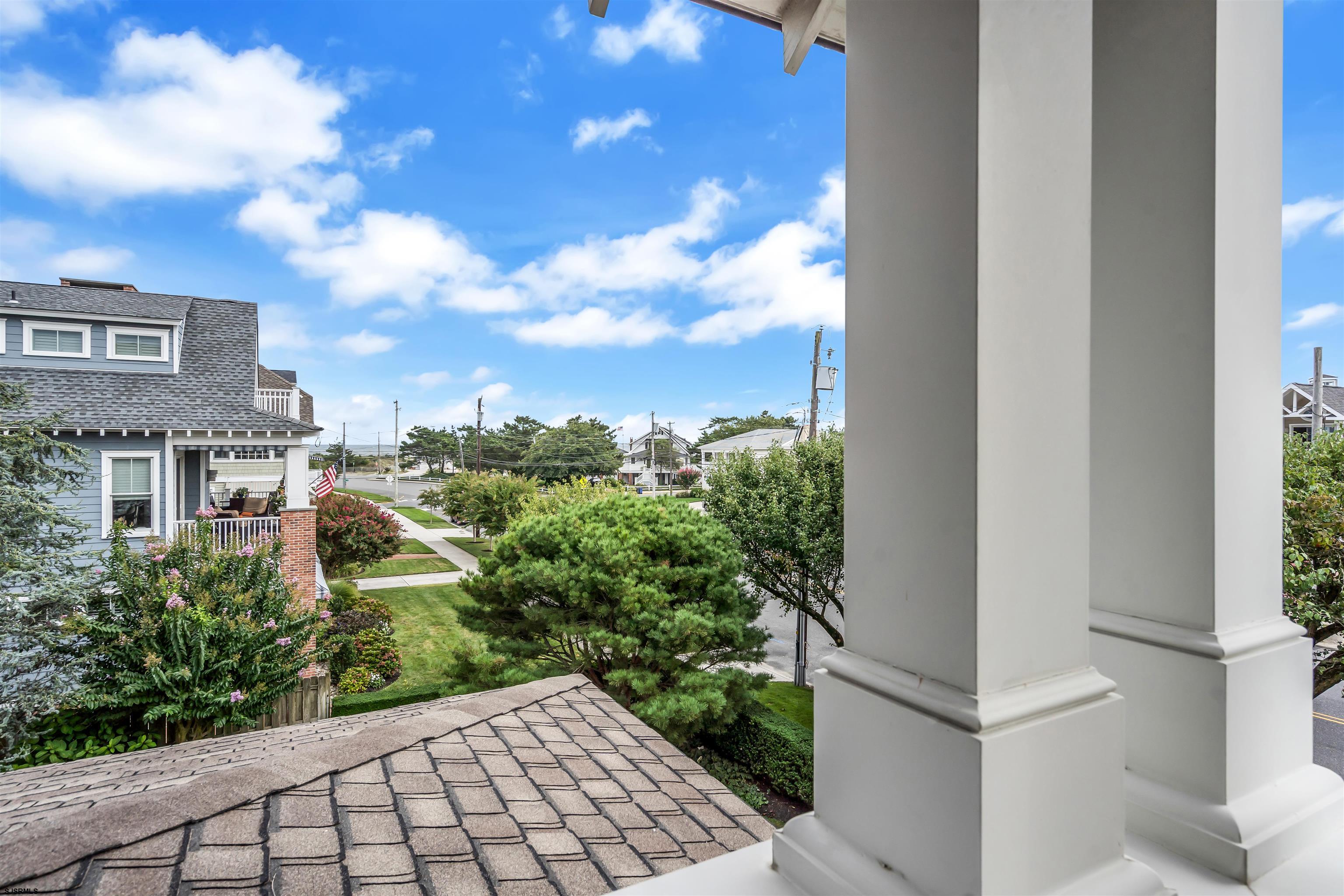 154 E Atlantic Blvd