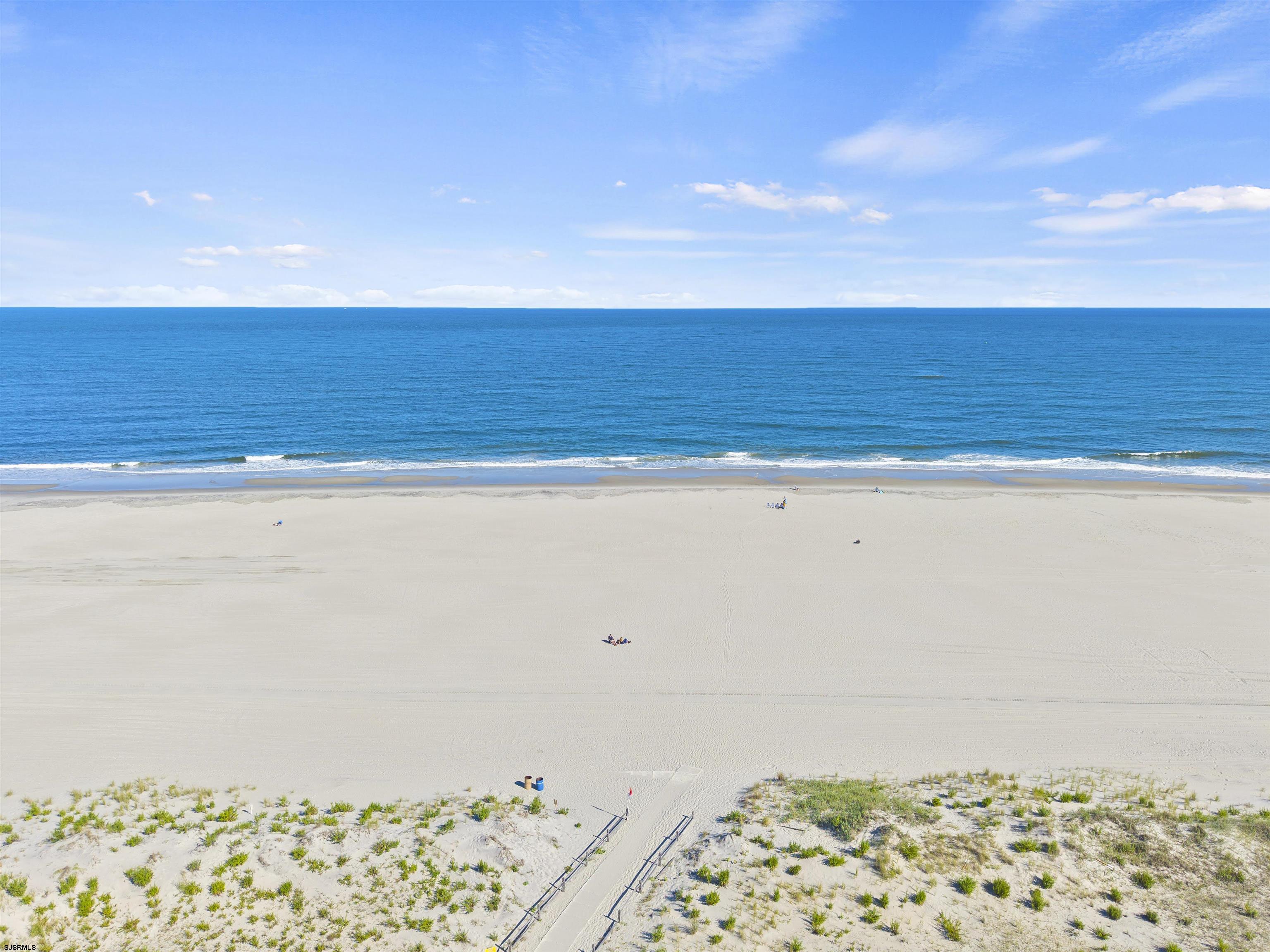 154 E Atlantic Blvd