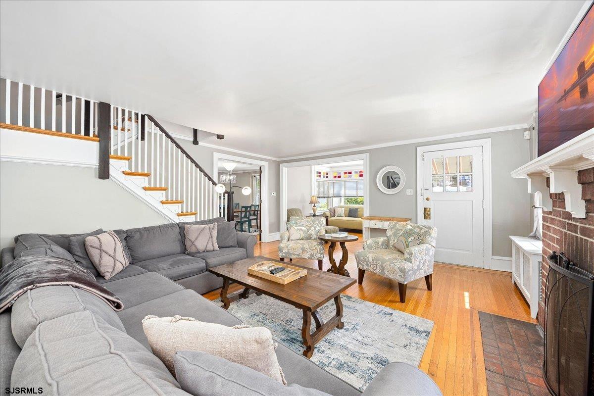 7207 Ventnor Avenue - Picture 4