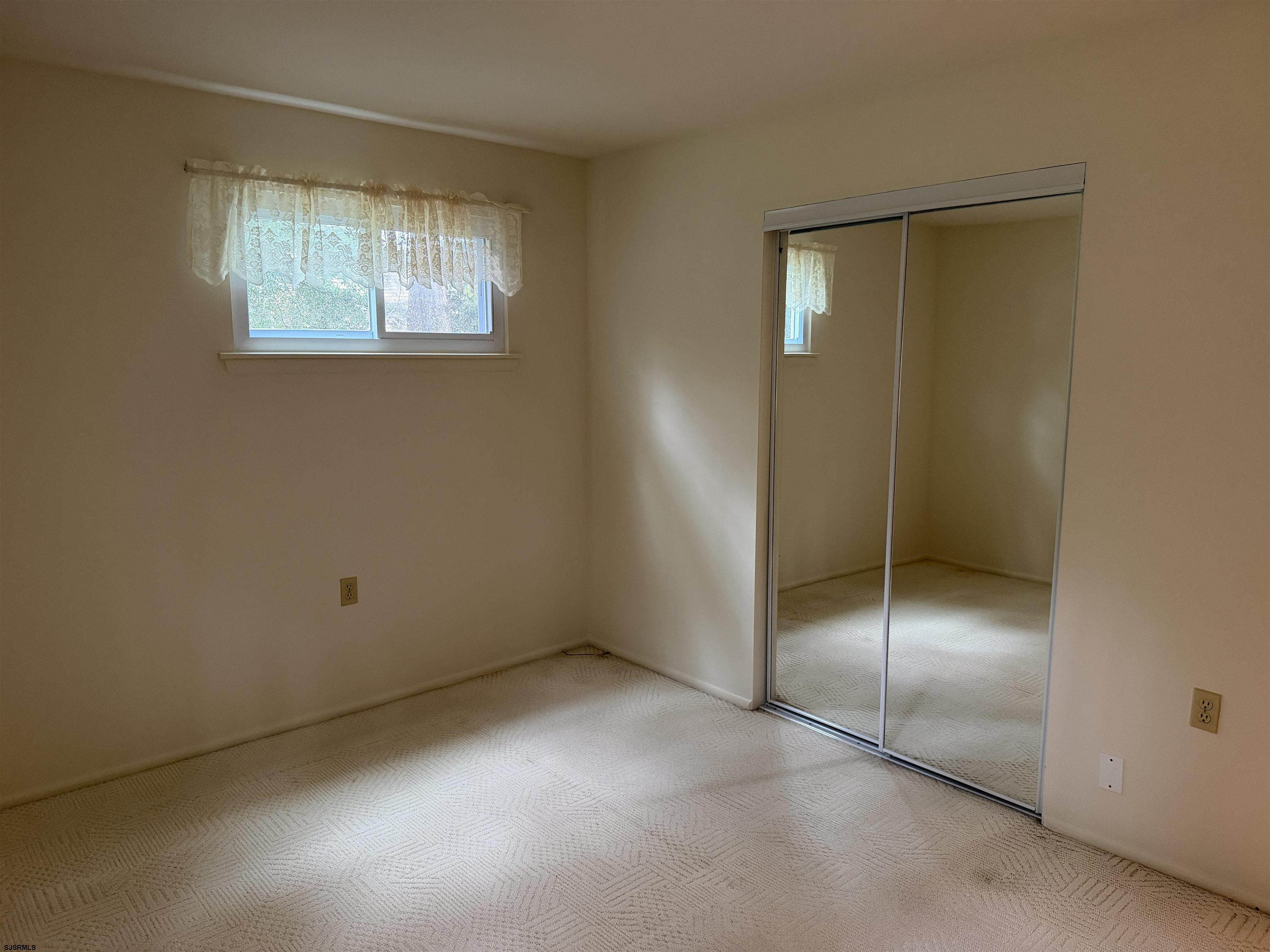 6351 Beech